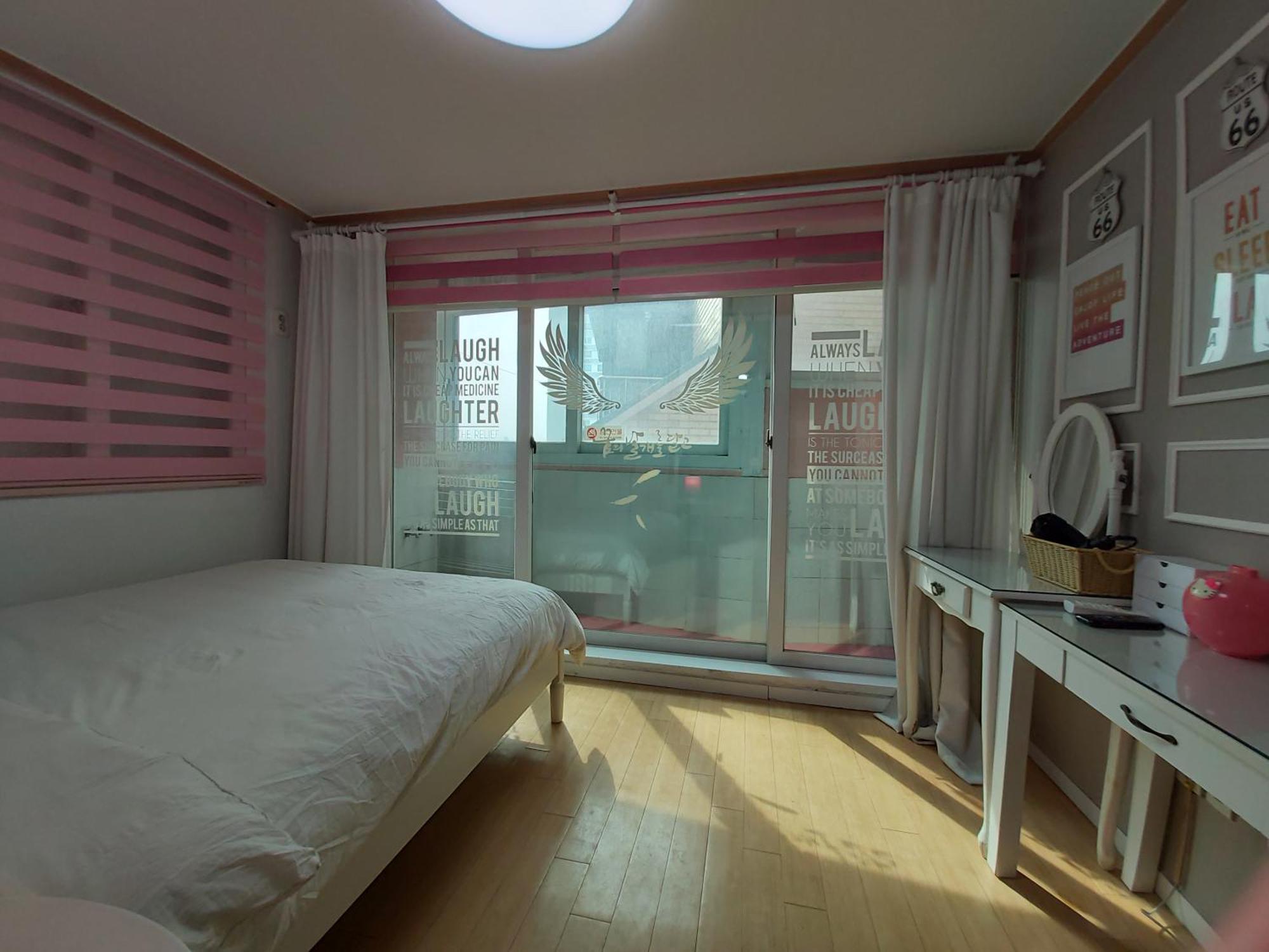 River & 2* Seoul
