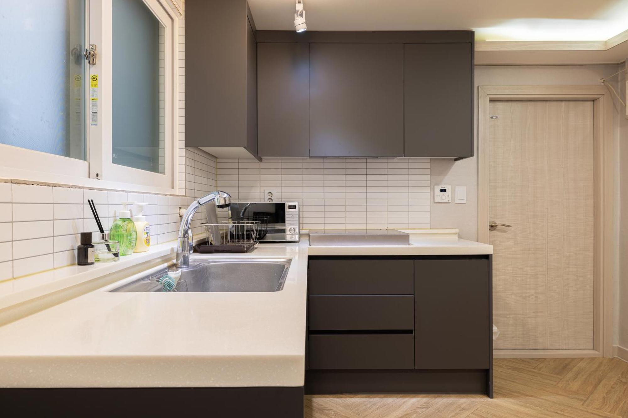 Woody Two Bedroom In Hongdae Guest house *