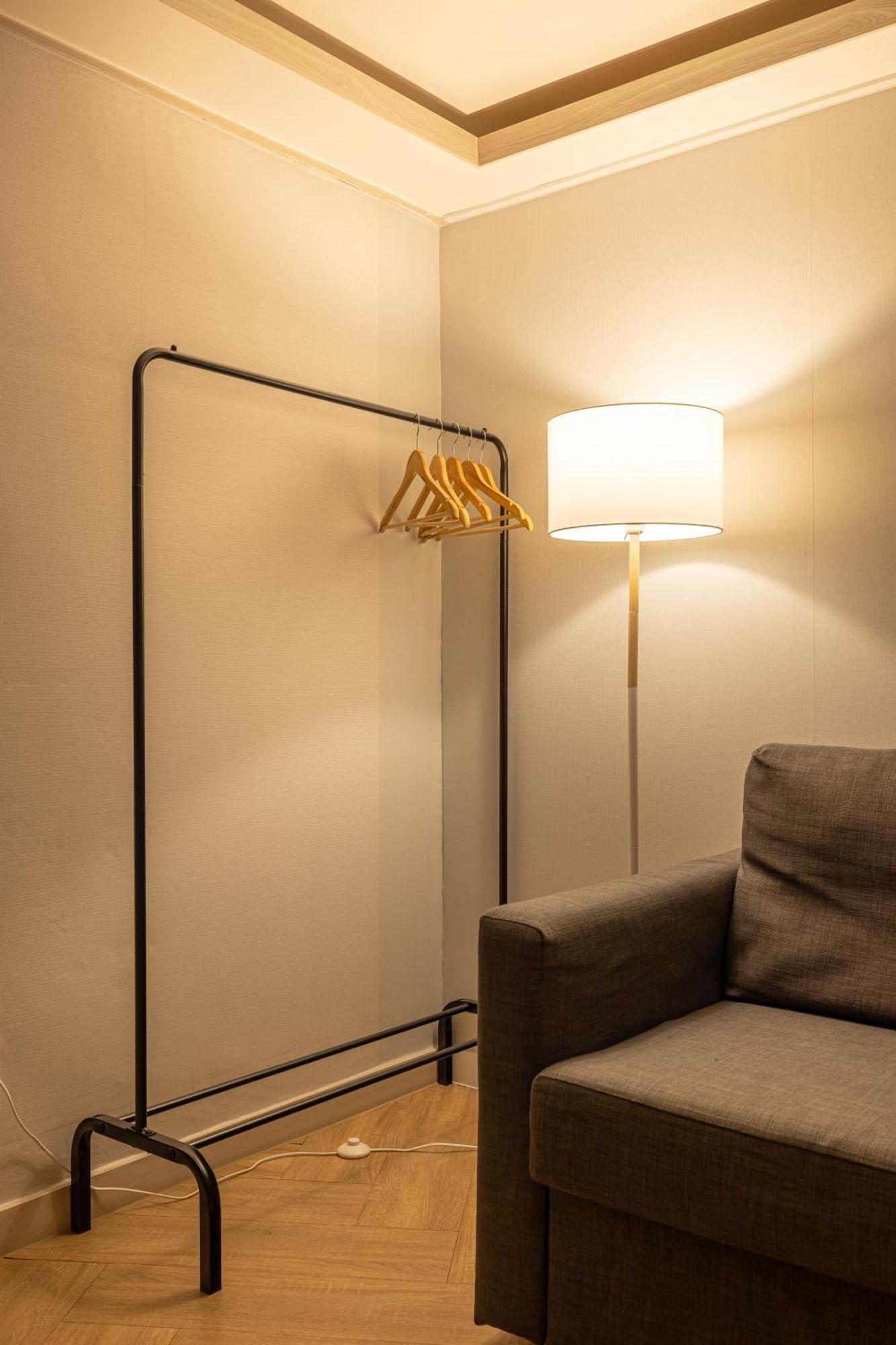Guest house Woody Two Bedroom In Hongdae Seoul