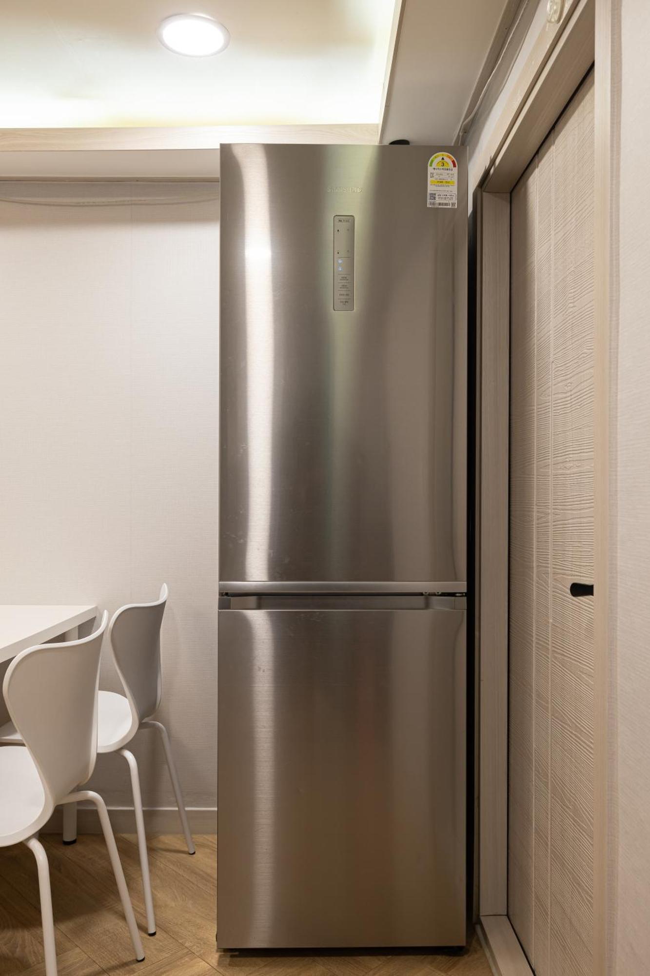 Woody Two Bedroom In Hongdae *