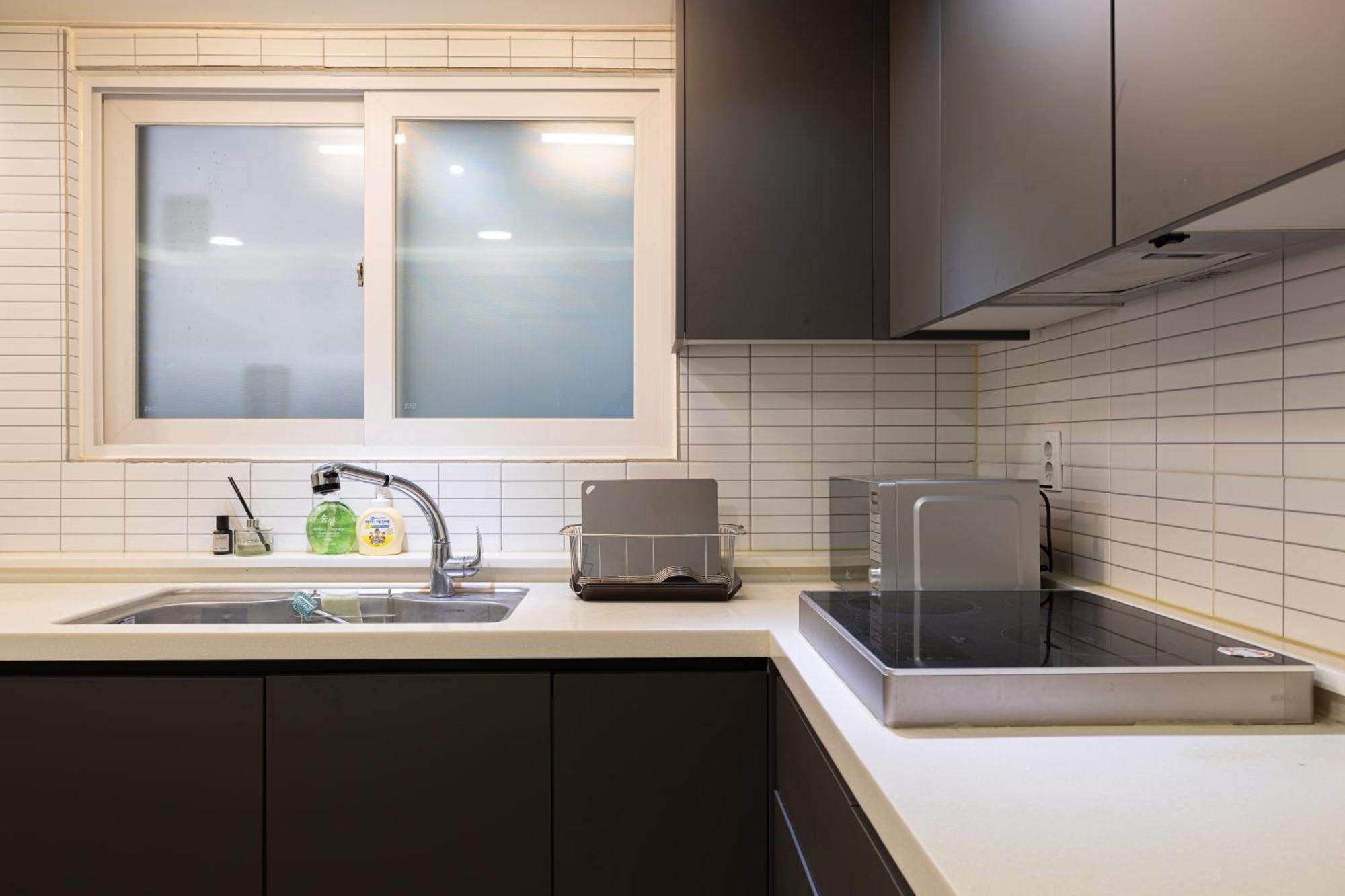 Guest house Woody Two Bedroom In Hongdae *