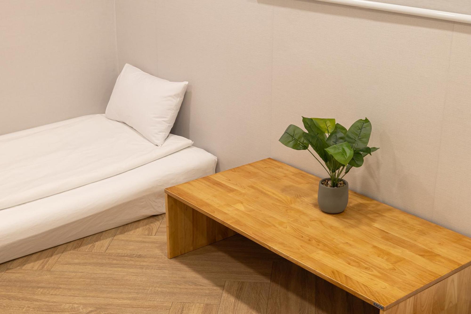 Woody Two Bedroom In Hongdae Guest house Seoul
