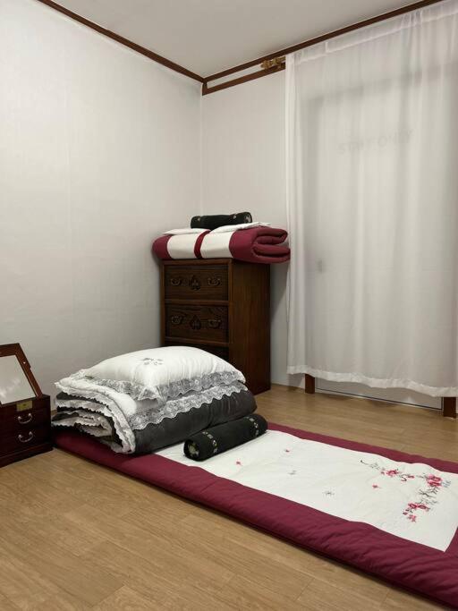 Gilgaon Hanok *