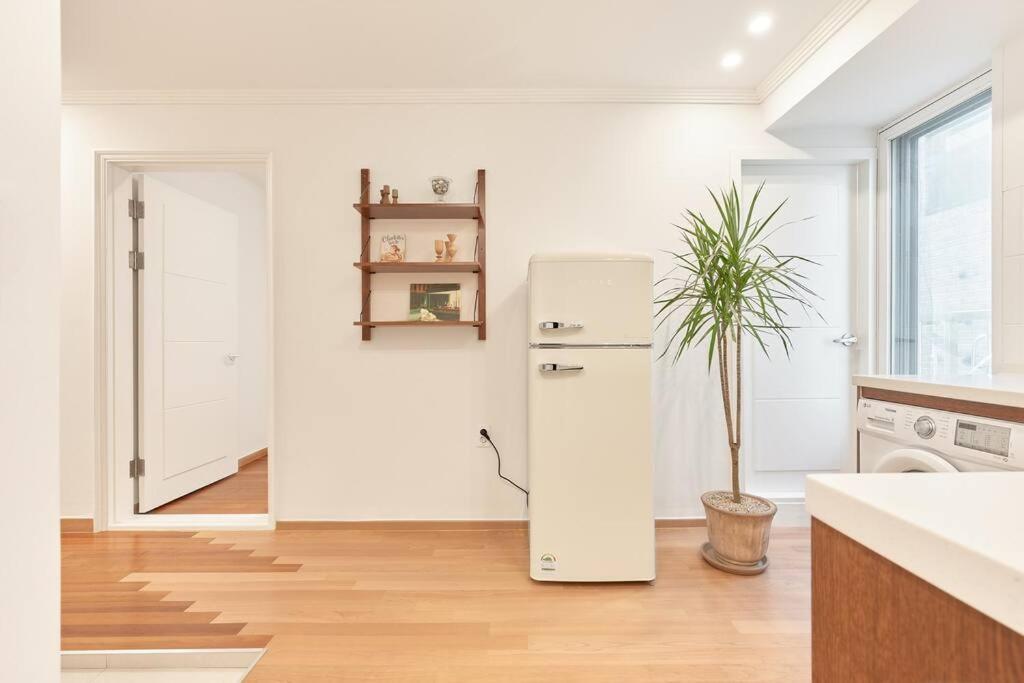 Apartment Preesh House Seoul