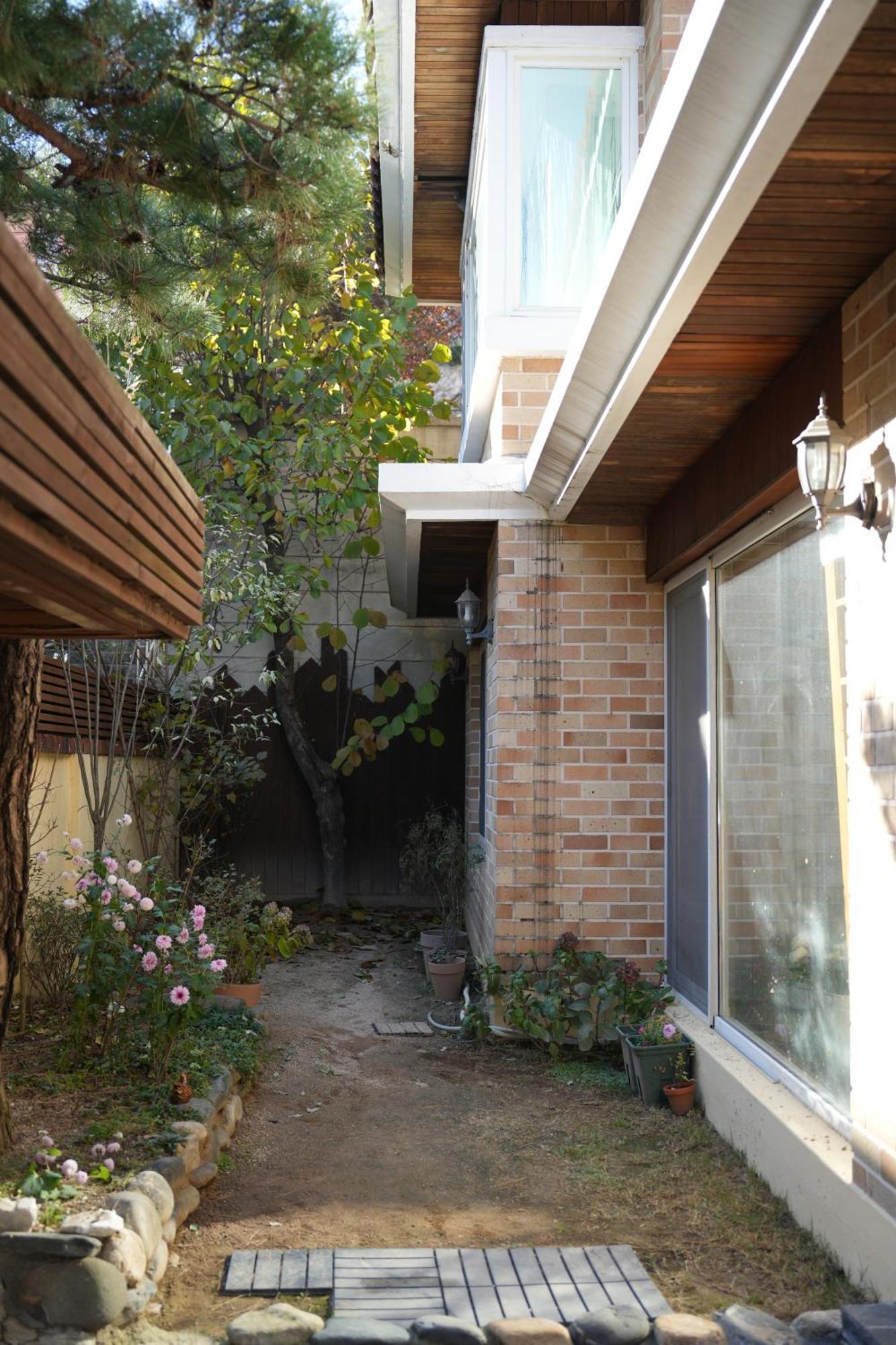Vibe Healing House Guest house