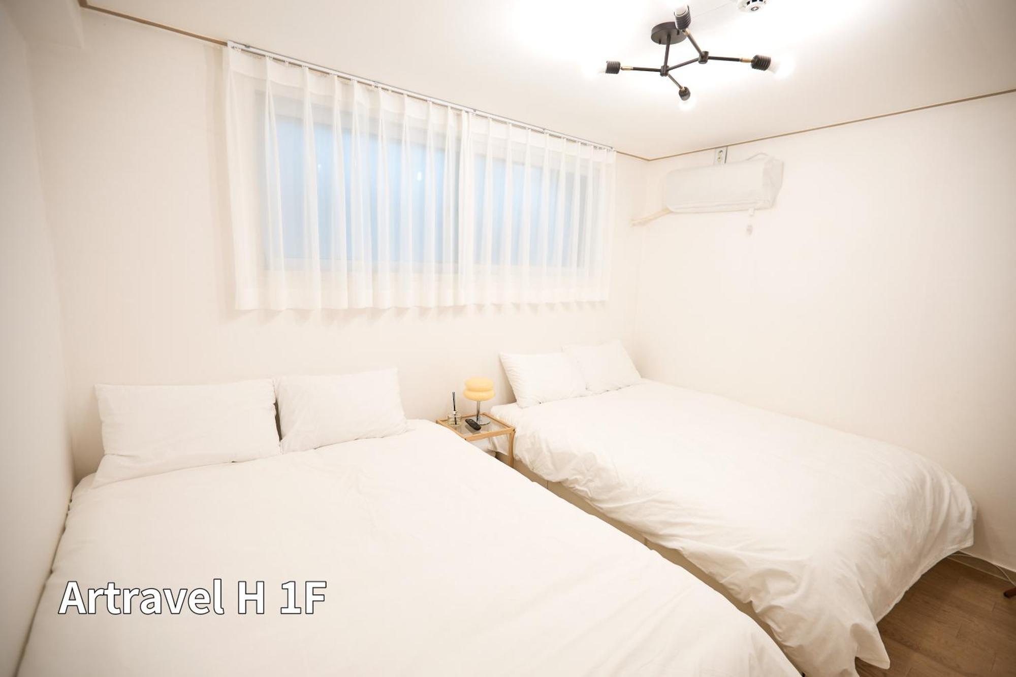 Artravel Hongdae *
