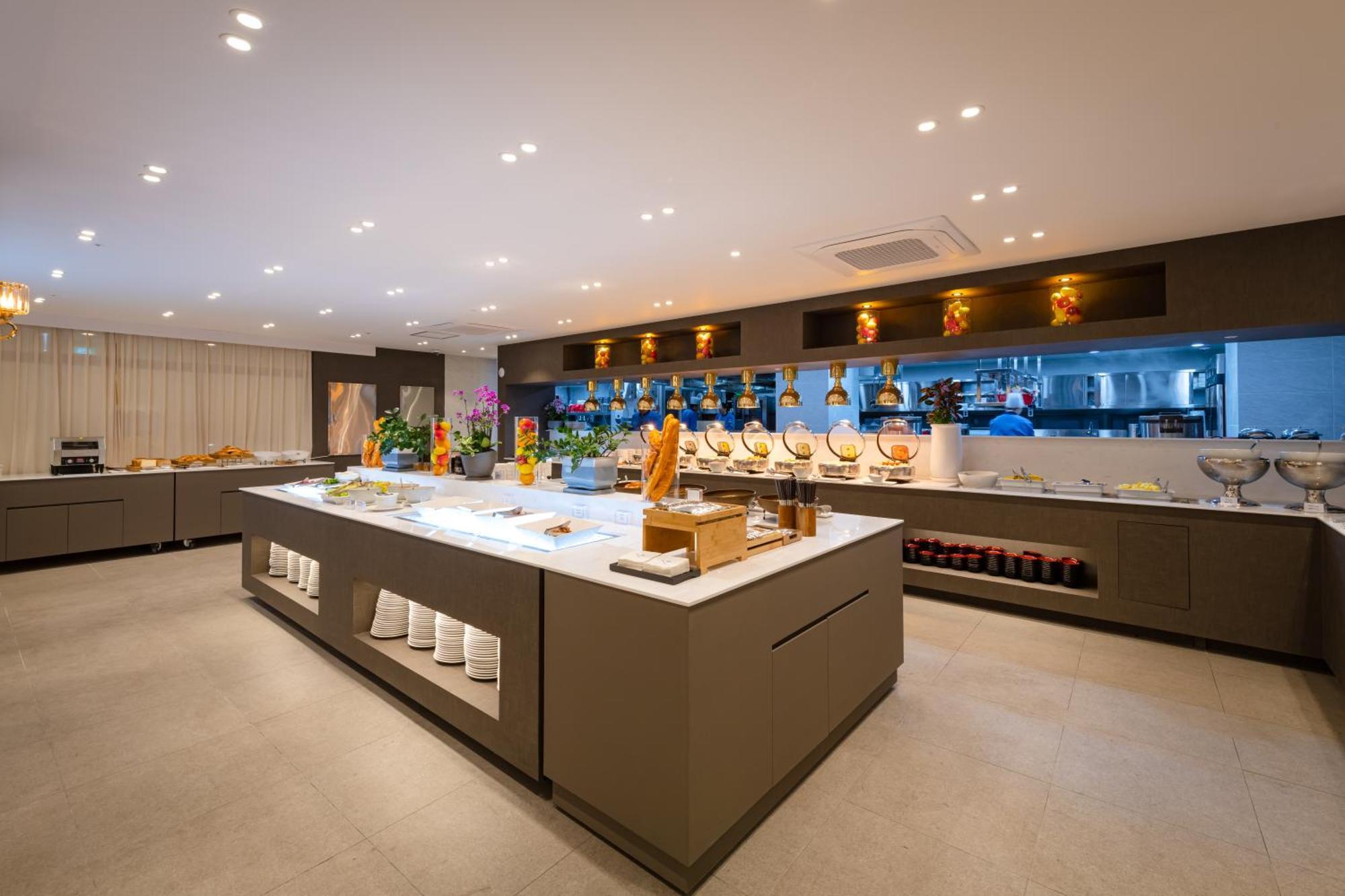 Sollago Myeongdong & Hotel
