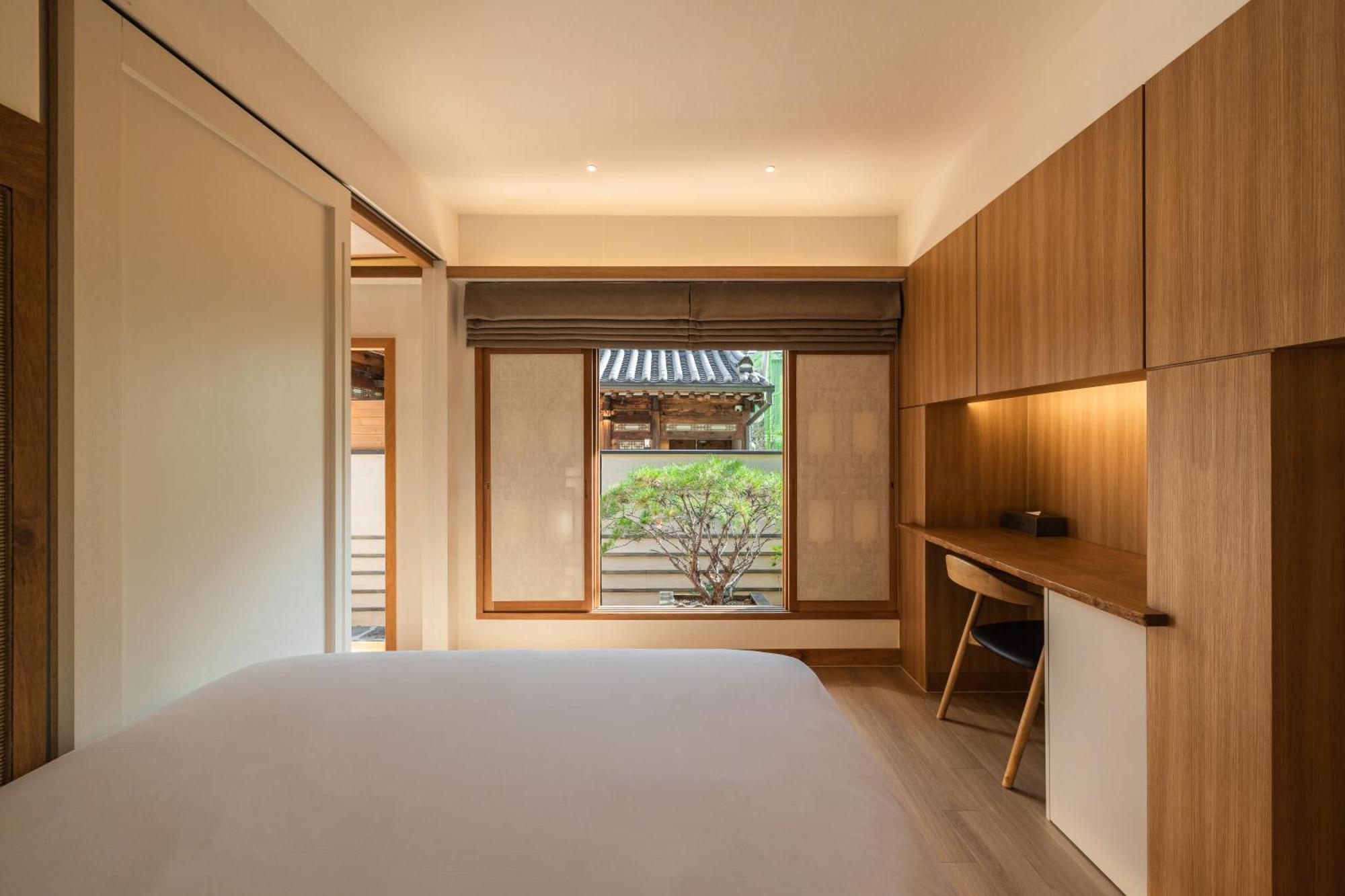 The Noble Hanok *