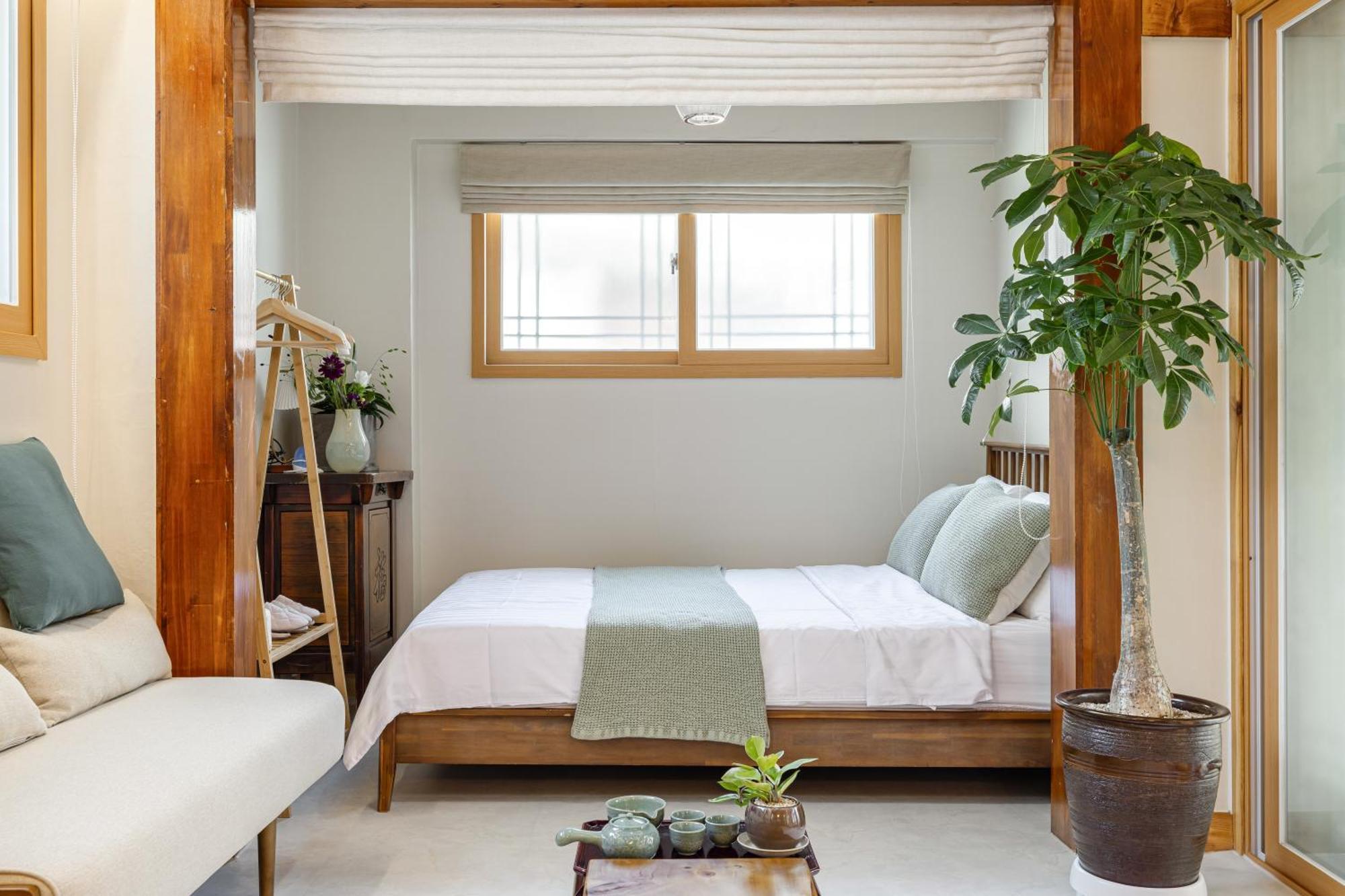 Apartment Memory Jongro Hanok