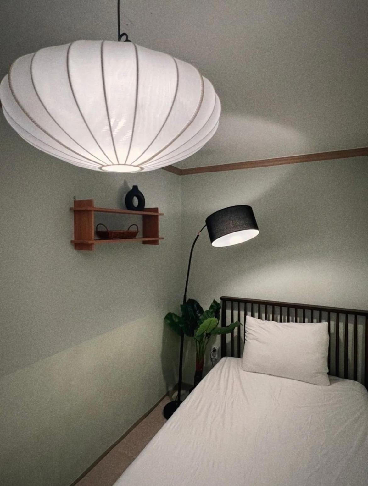 Jnineguesthouse
