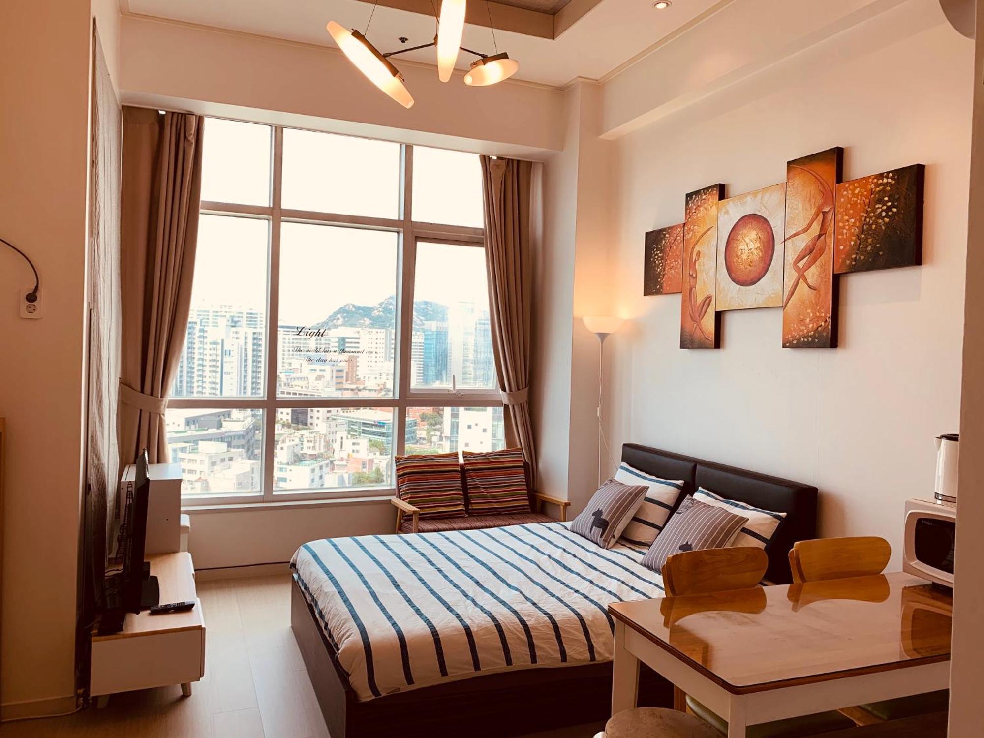 Travel House