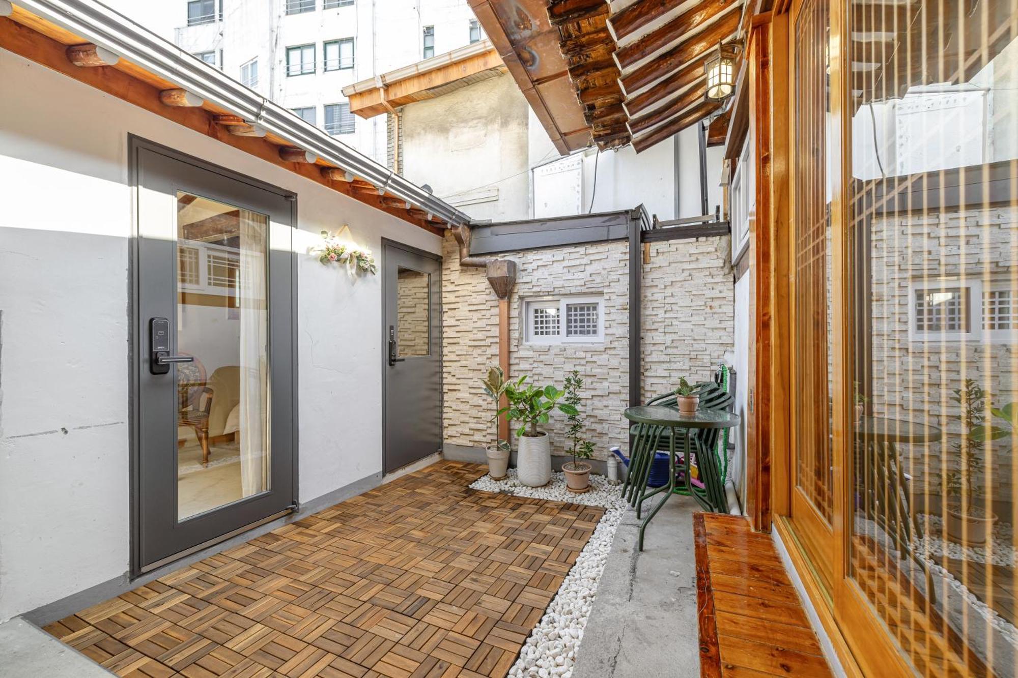 Memory Jongro Hanok * Seoul