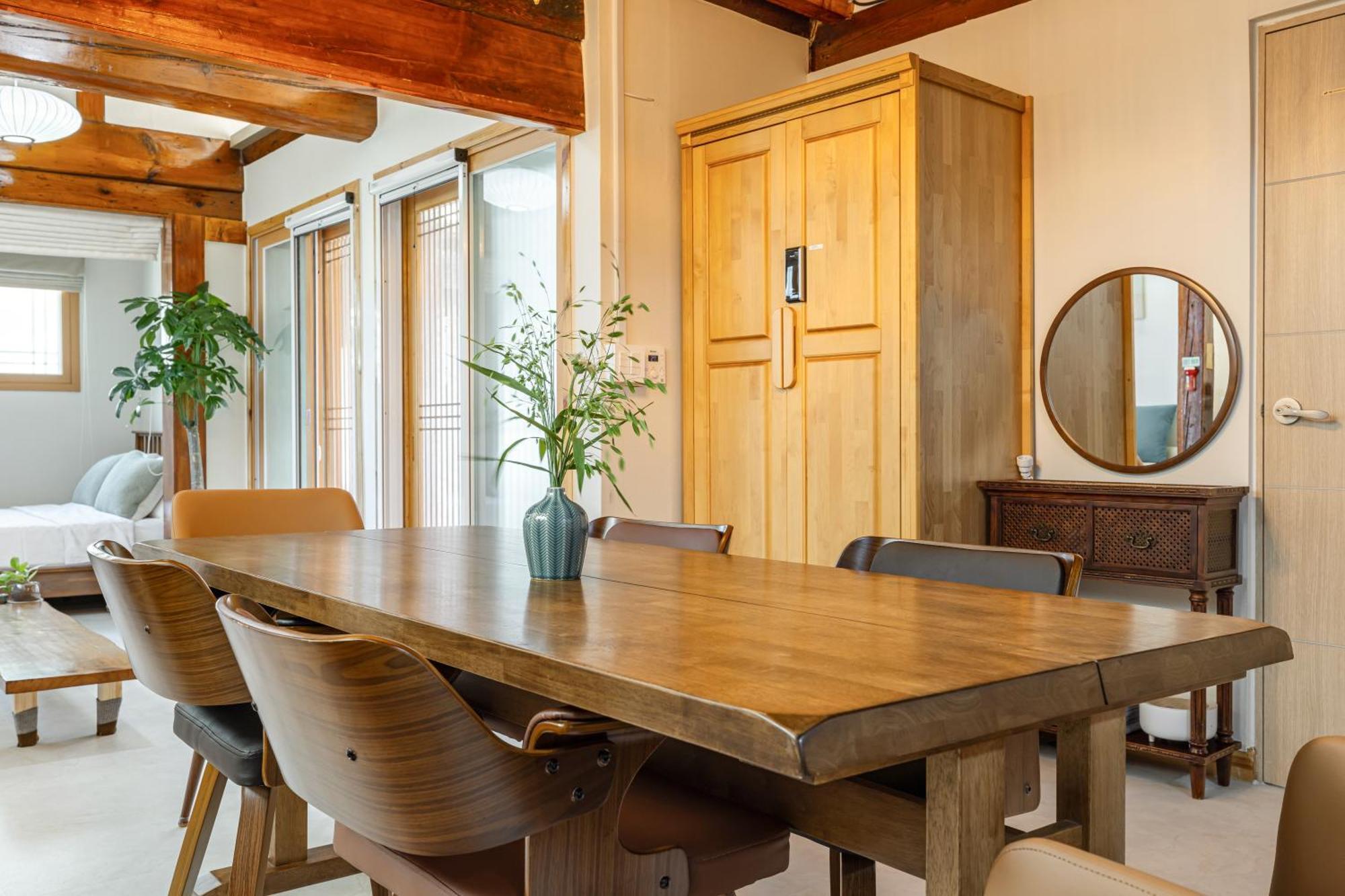 Apartment Memory Jongro Hanok