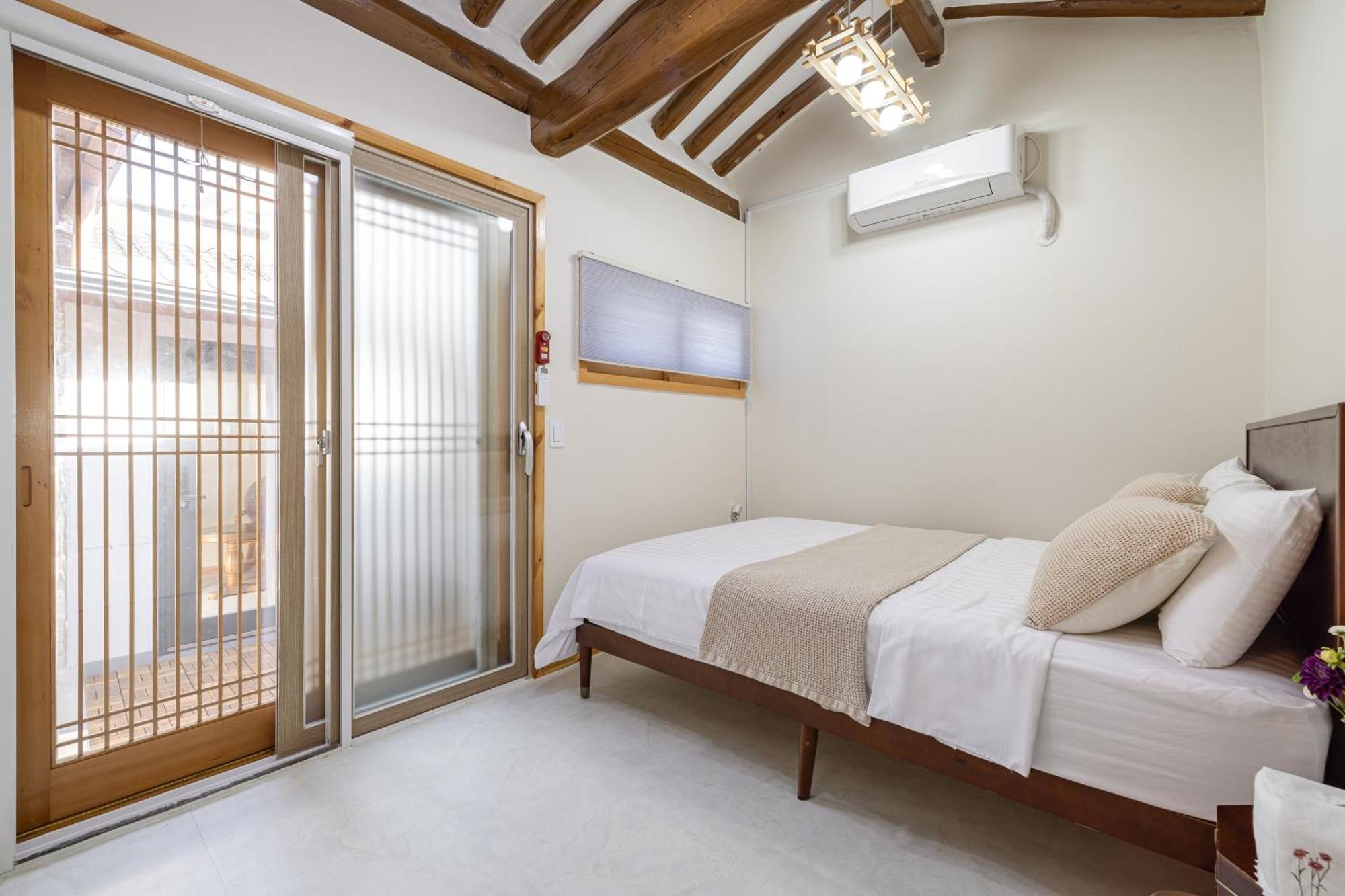 Apartment Memory Jongro Hanok