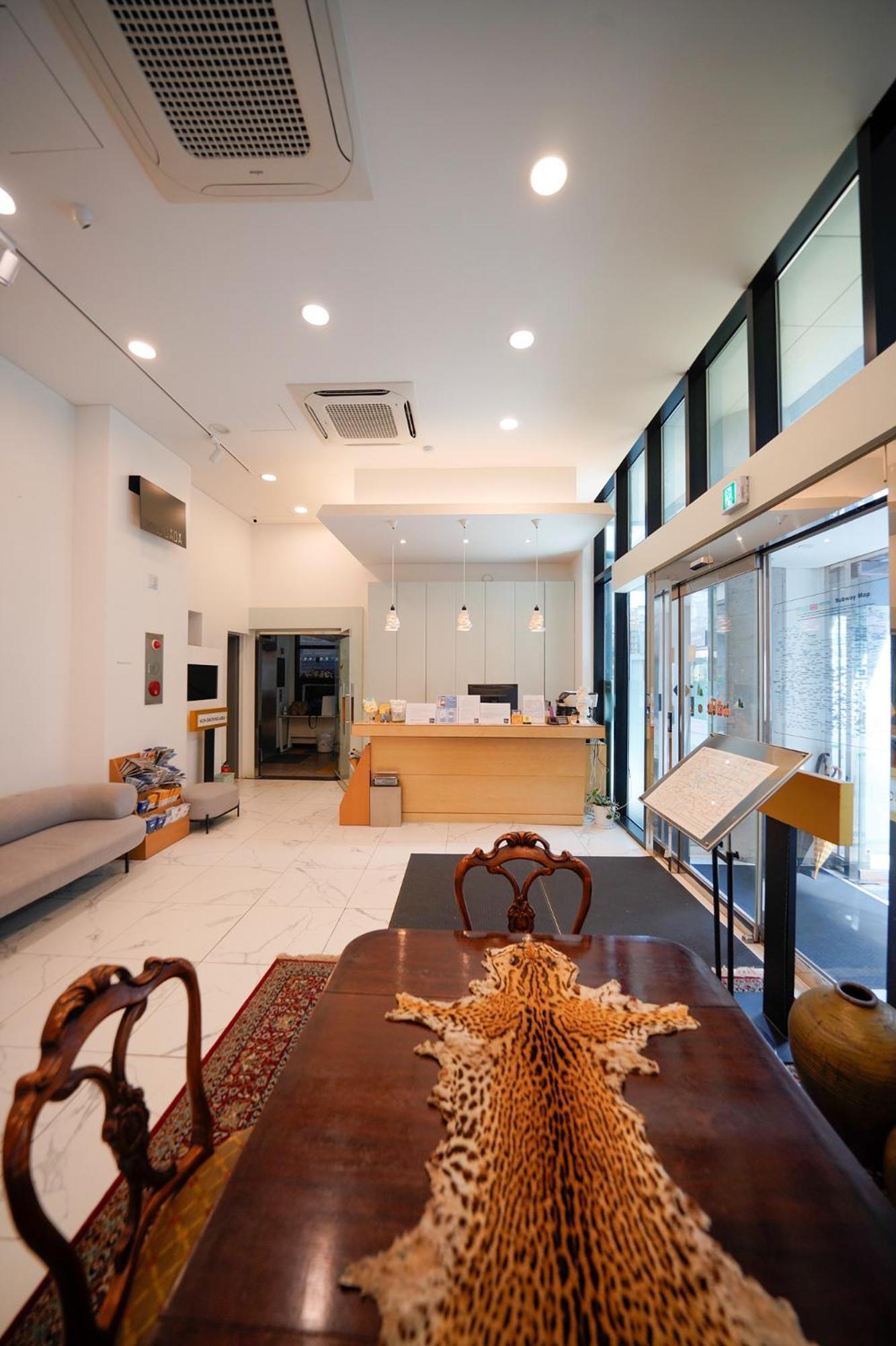 Dada Insadong Hotel 2*