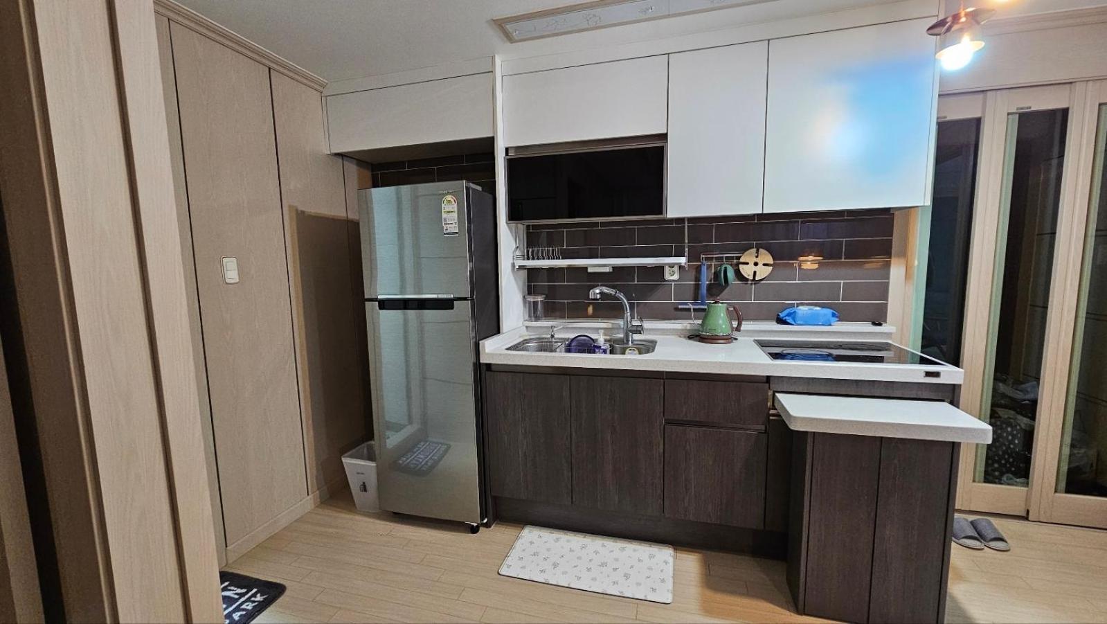 My Comfortable Second House * Seul