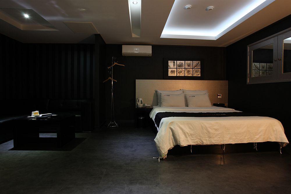 Moxy Insadong By Marriott 3* Seoul