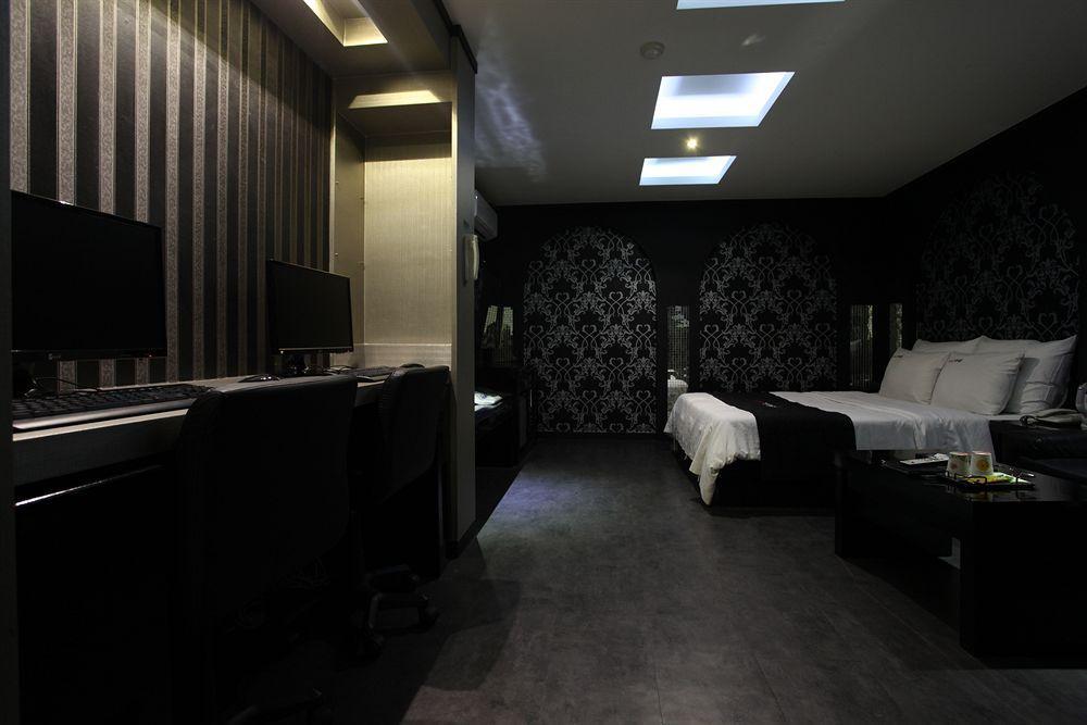 Moxy Insadong By Marriott 3*