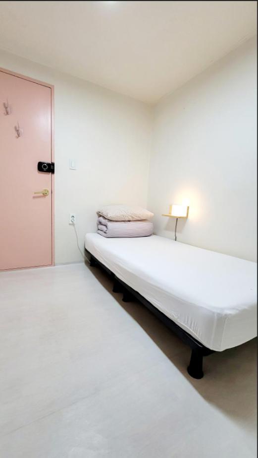 Yab-guesthouse, Femaleonly, Foreignonly 2* Seoul