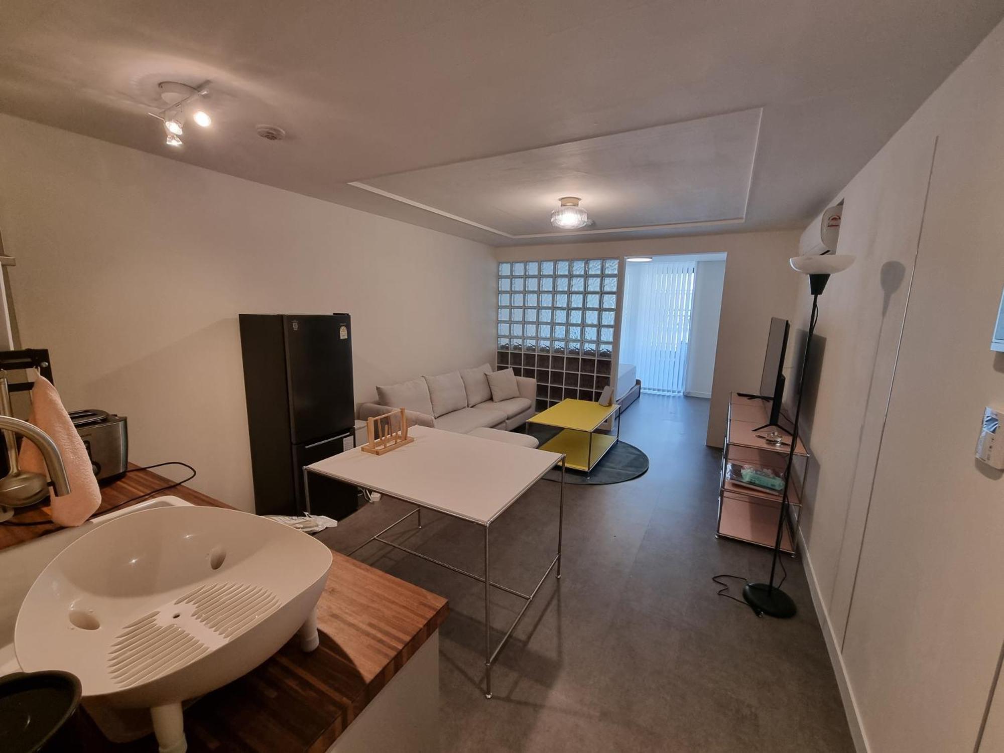 Apartamento Yangjae Station & Stream *