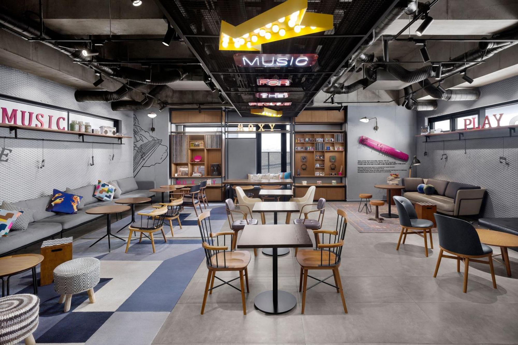Hotel Moxy Insadong By Marriott