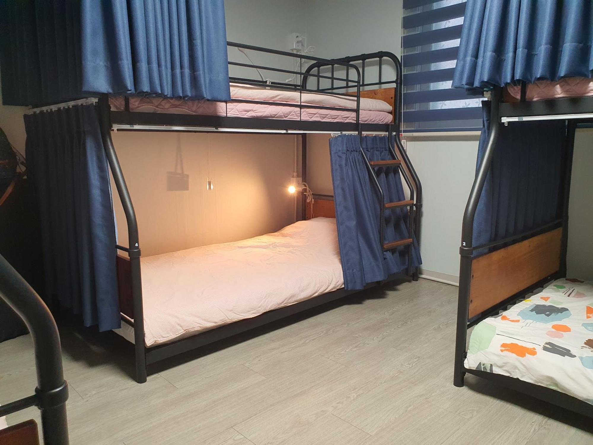 Bunk Backpackers 2* Seoul