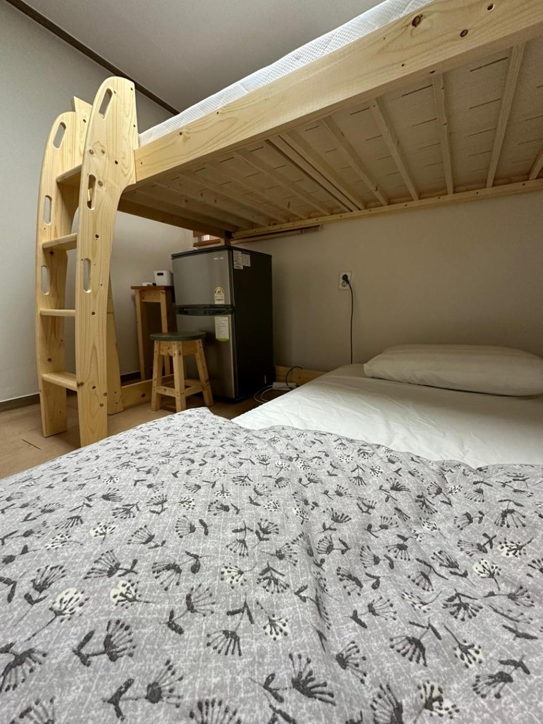 Station R Guest house Seoul
