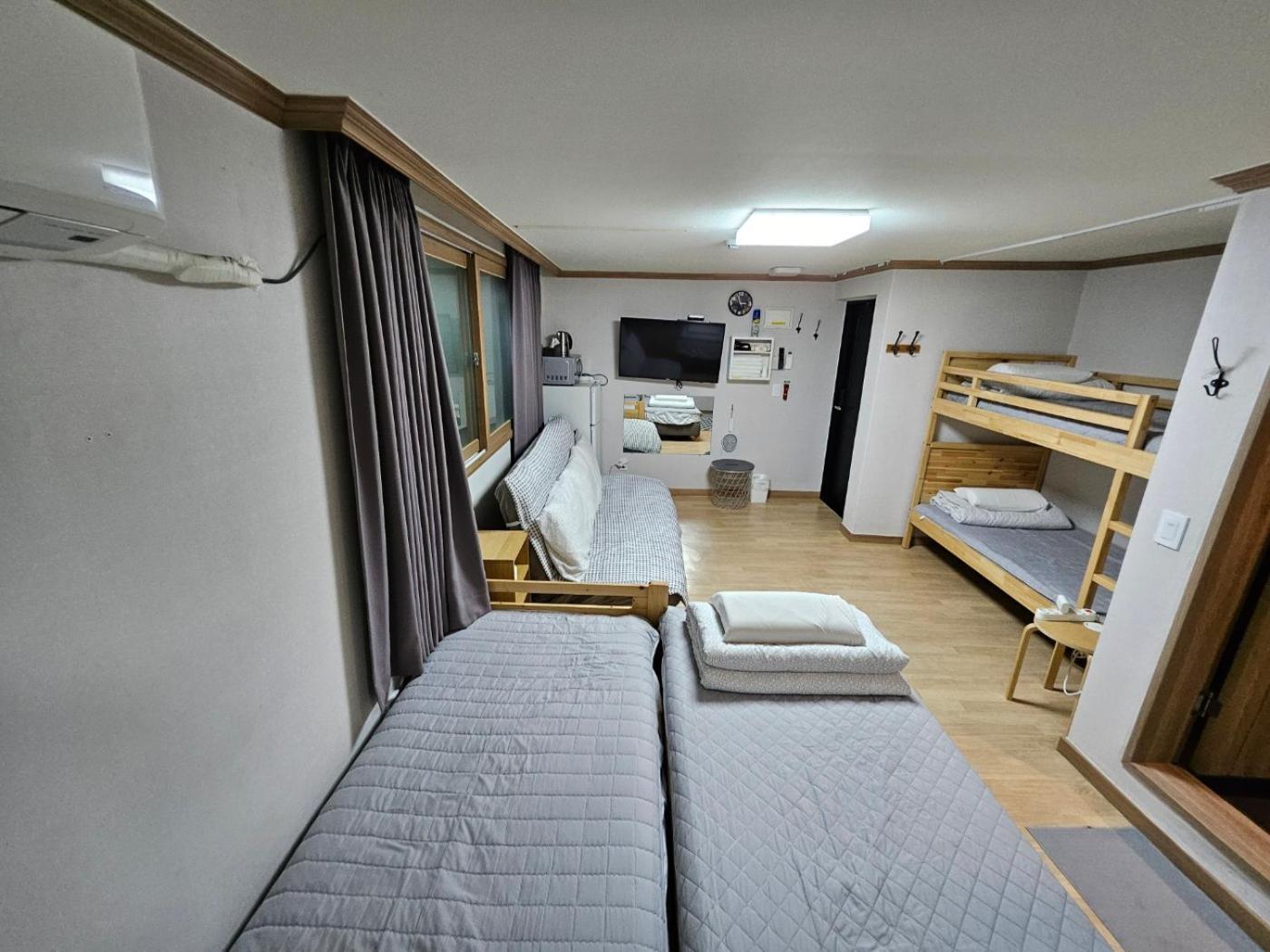 Guest house Y's House Seoul