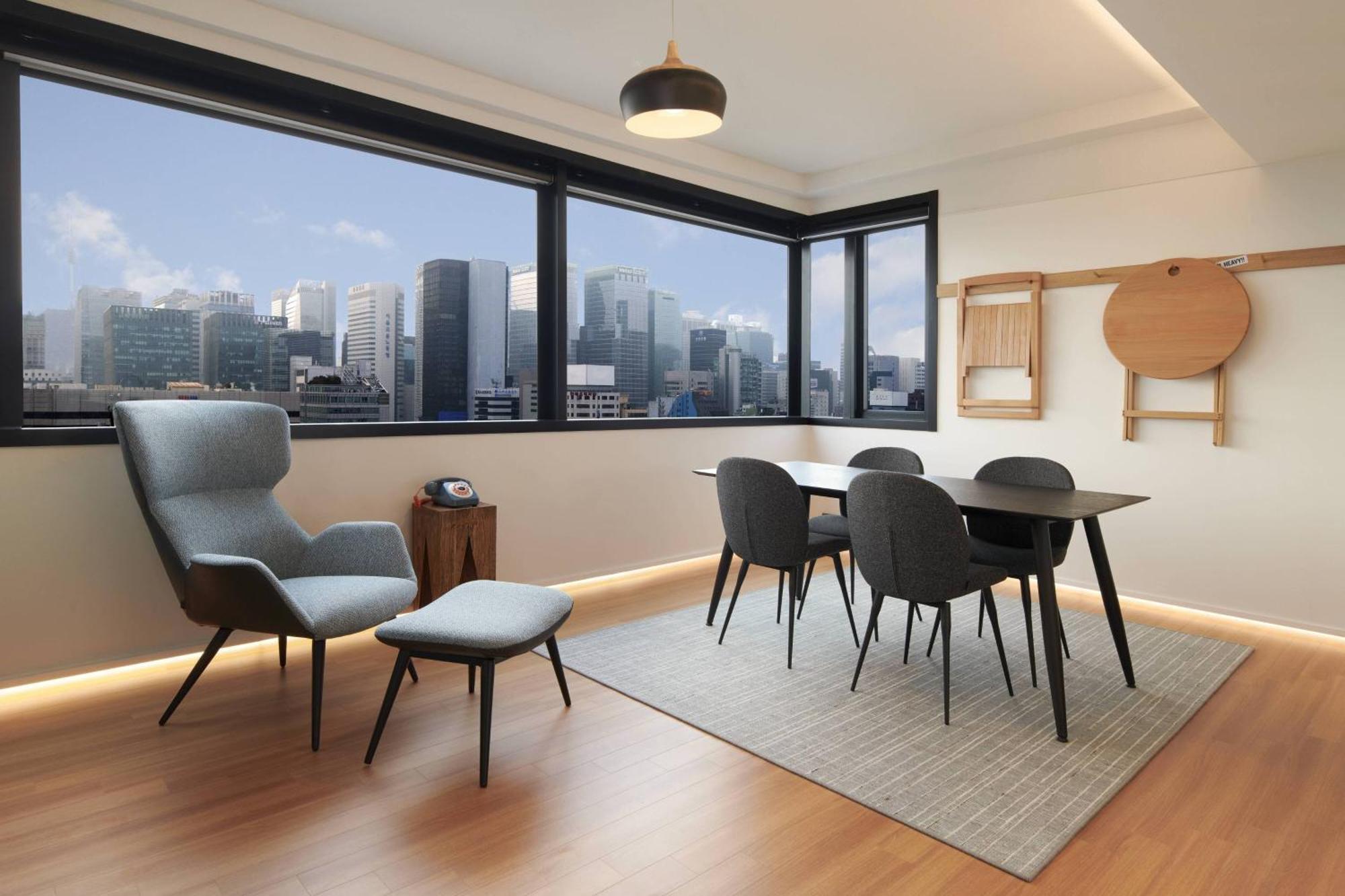 Hotel Moxy Insadong By Marriott