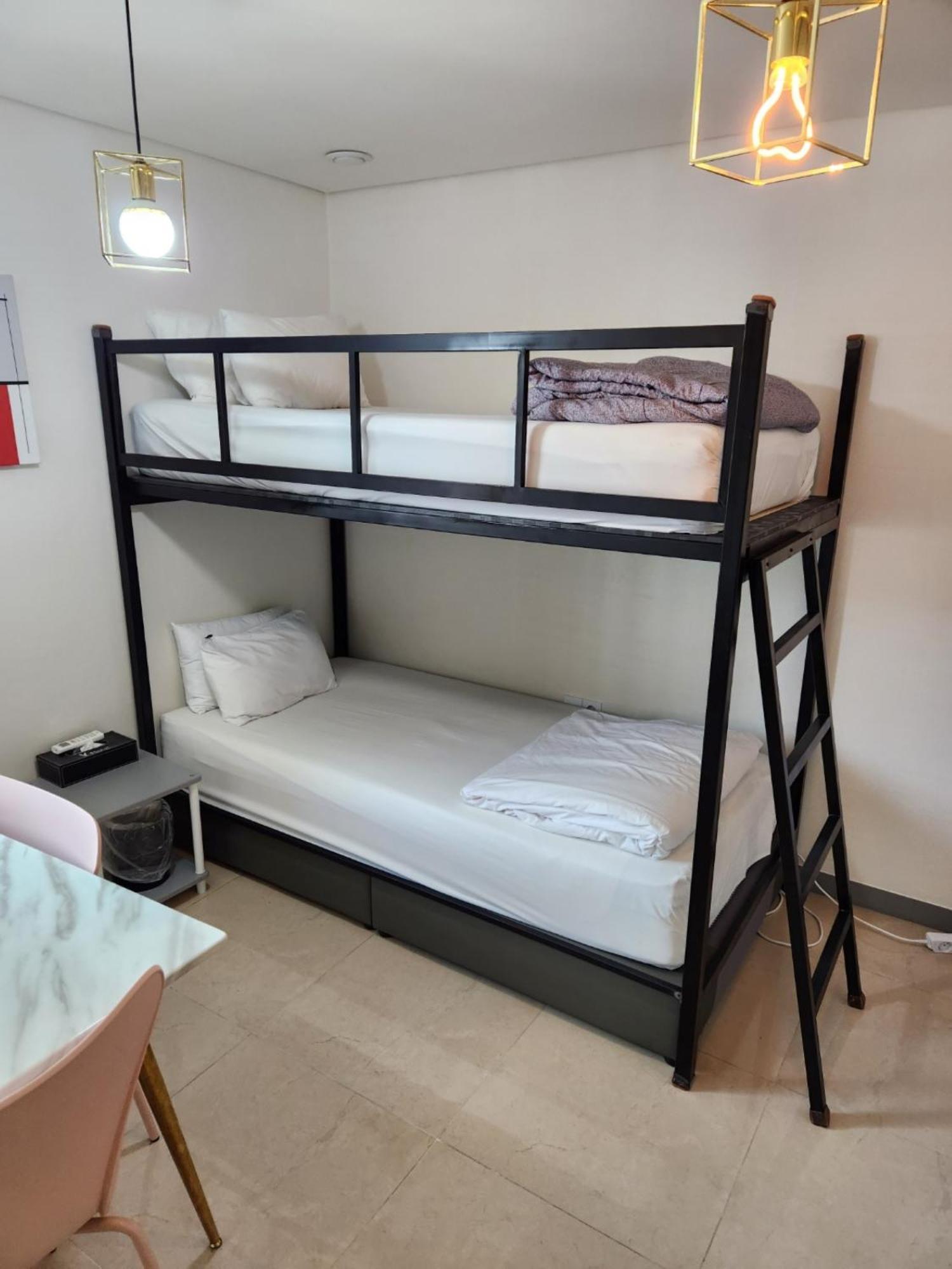 Hotel Shinchon Y