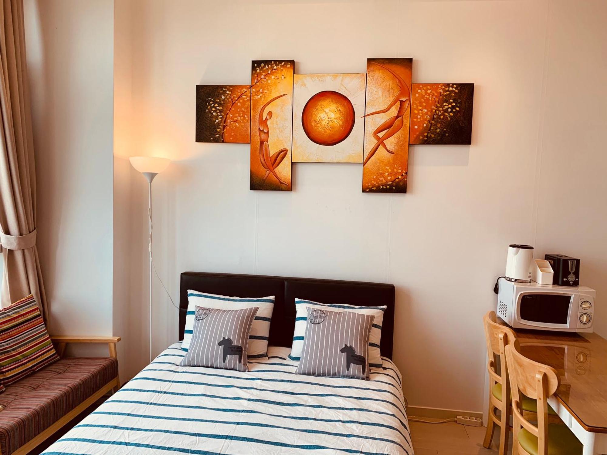 Travel House
