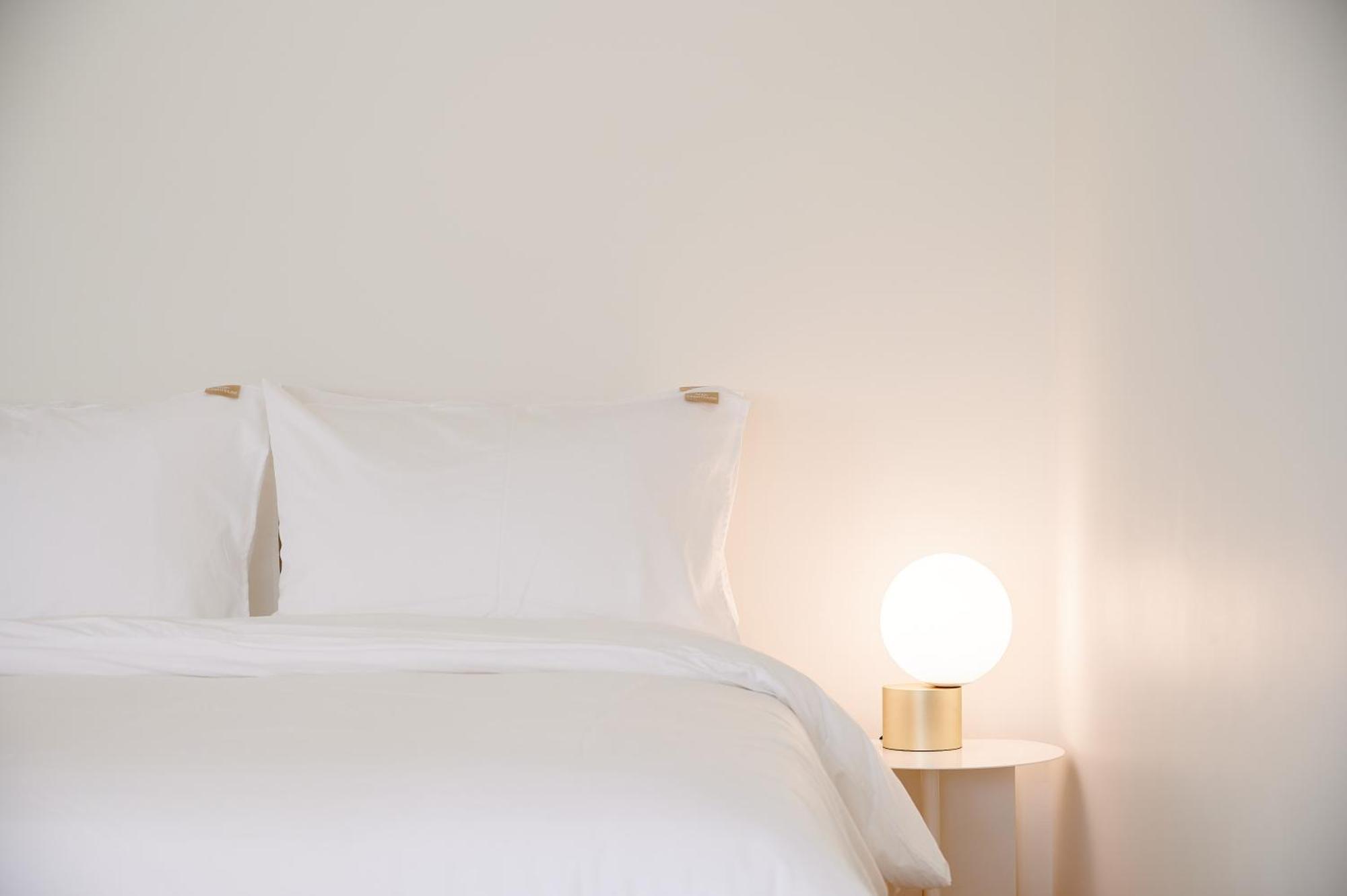 White Linen House Apartment