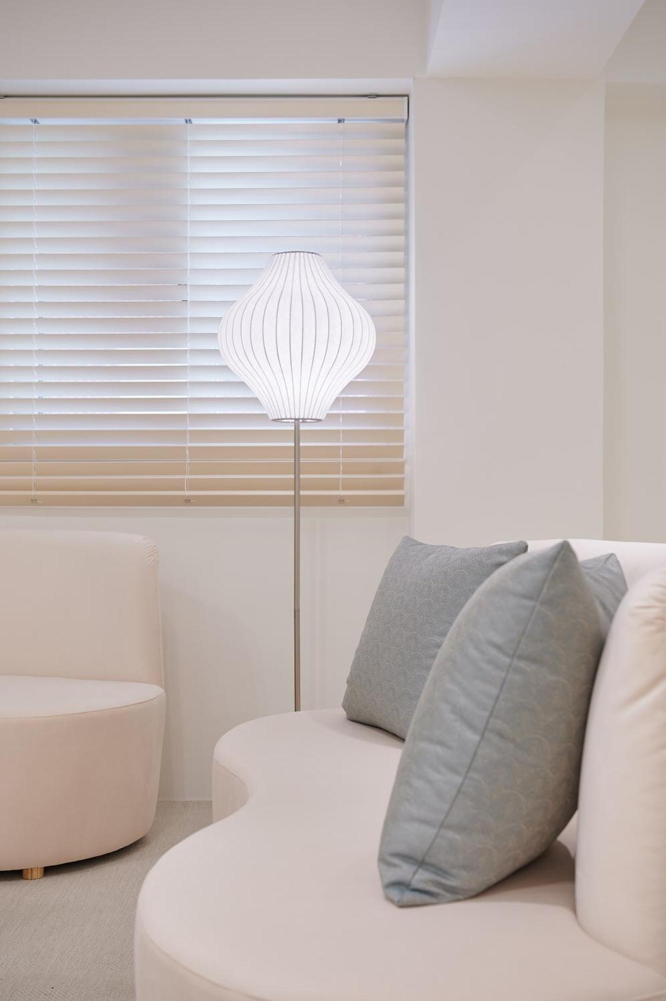 Apartment White Linen House