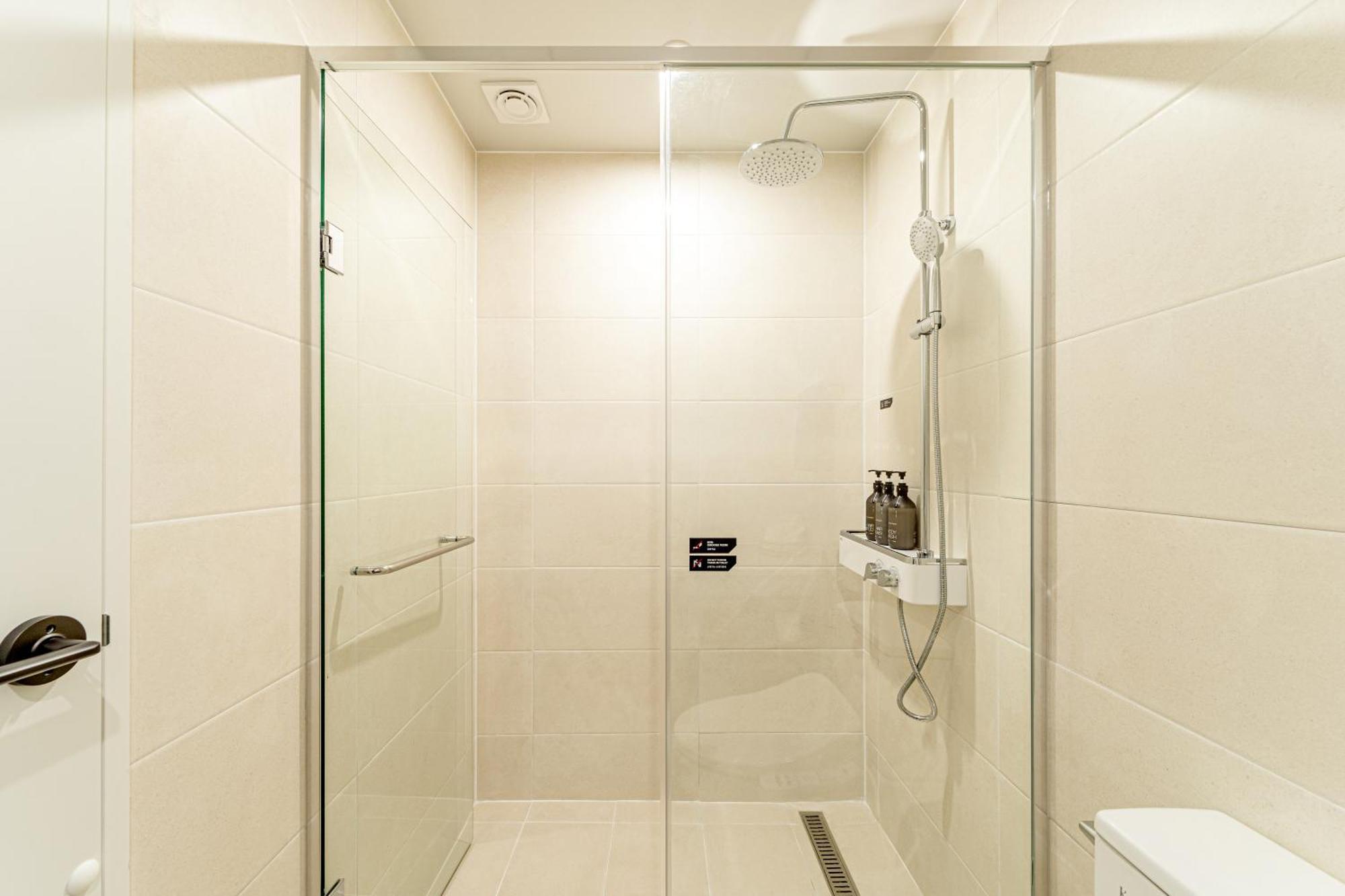 Urbanstay Boutique Ikseon Apartment