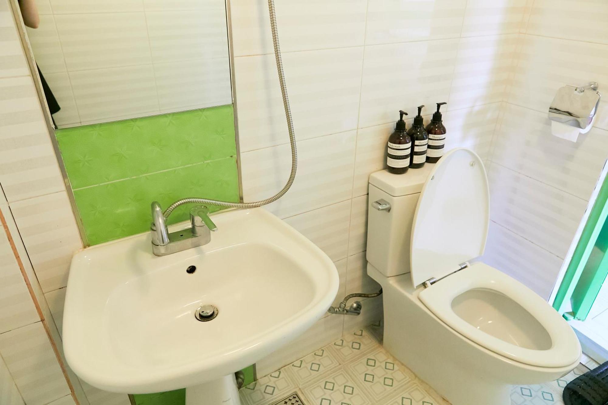 Hostel Travelers A Korea Seoul
