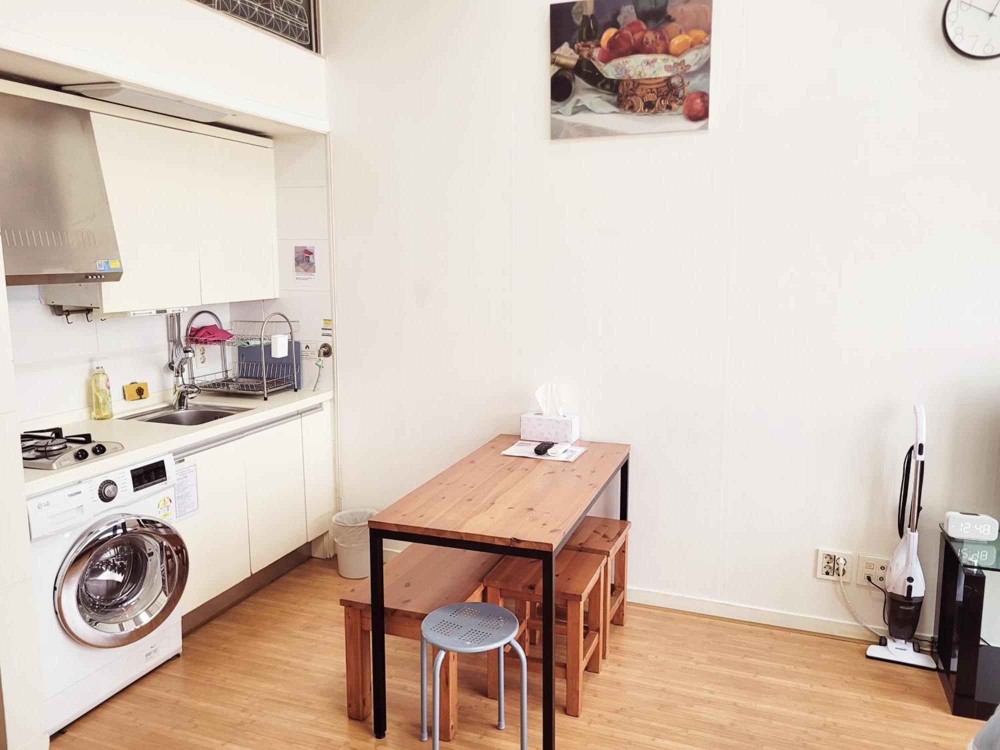 Travel House