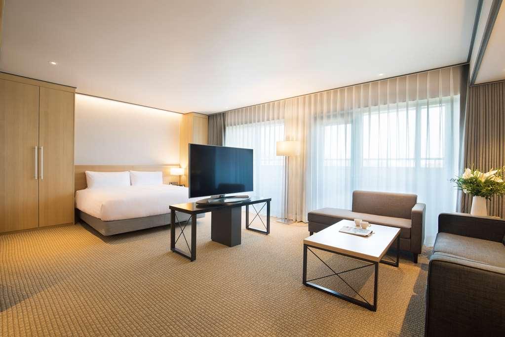 Hotel Orakai Cheonggyesan Hotel, Bw Premier Collection