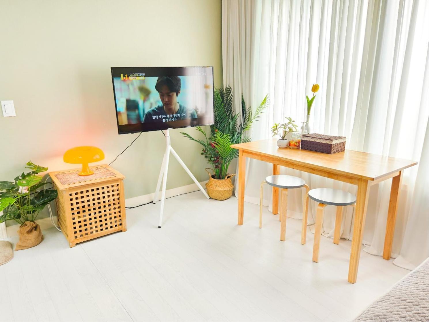 Apartment Mangwon *