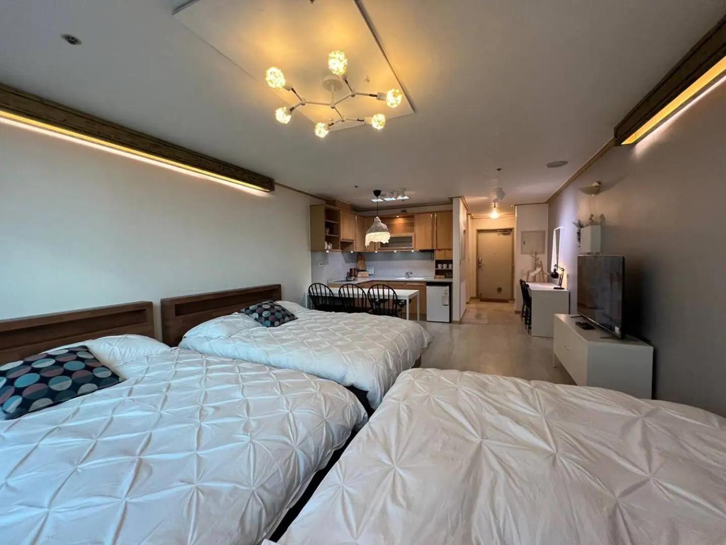 Apartment Hongdae Sub 1min