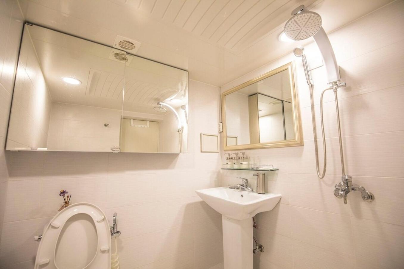 Sg Tailored Service Near Metro Holiday home *