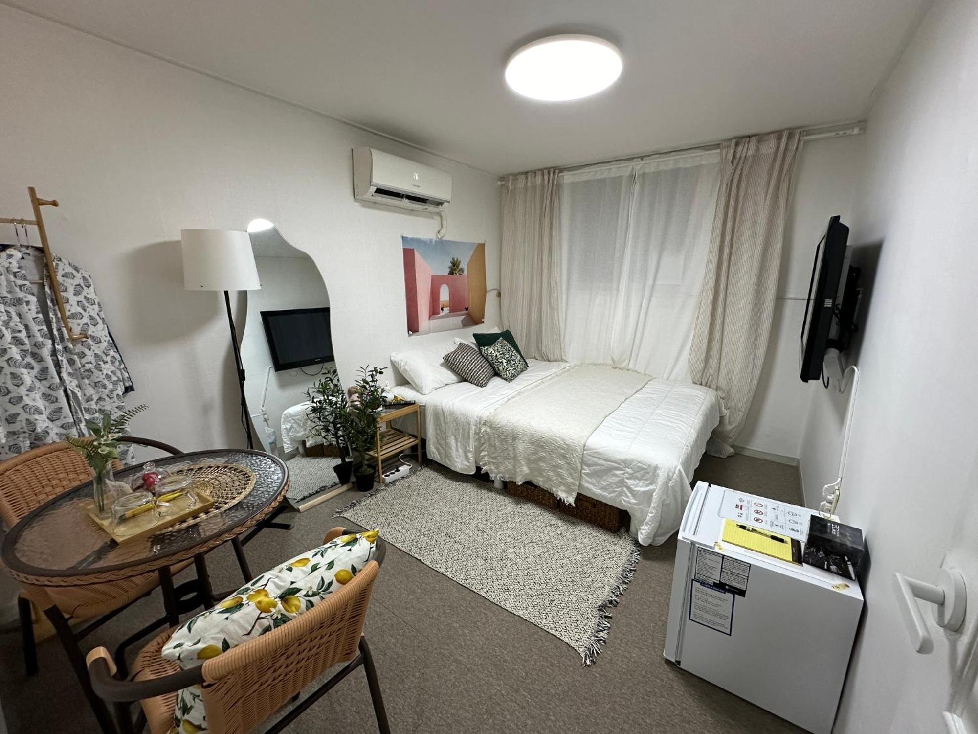 Guest house 신림 스페이스비앤비 *