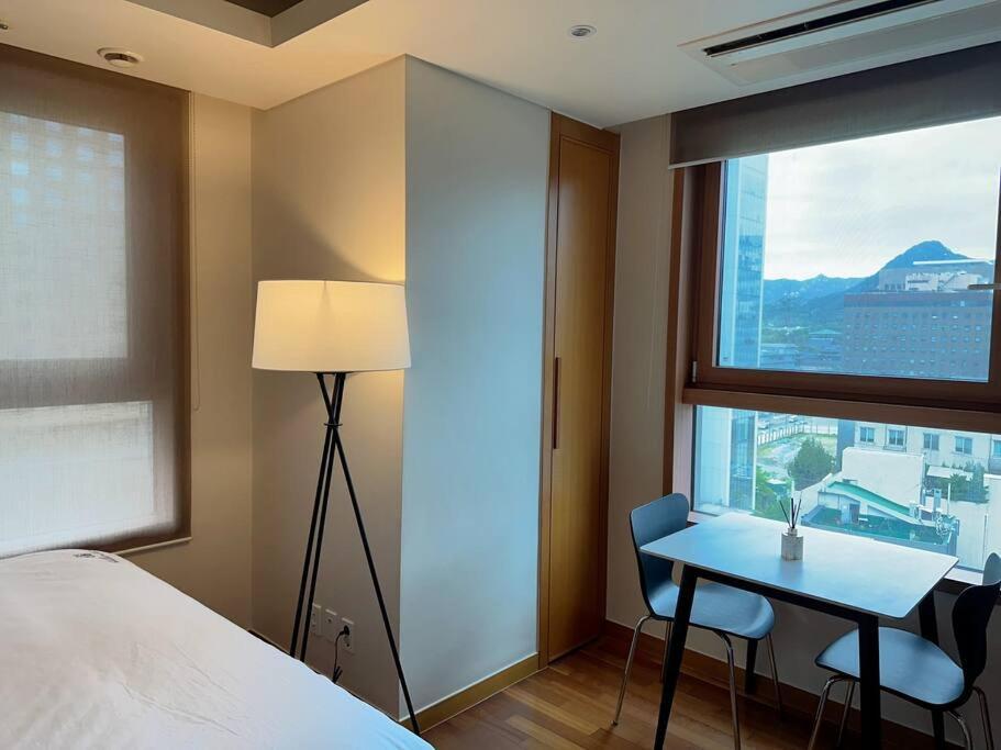 Apartment Spacious & Modern Family Retreat Seoul