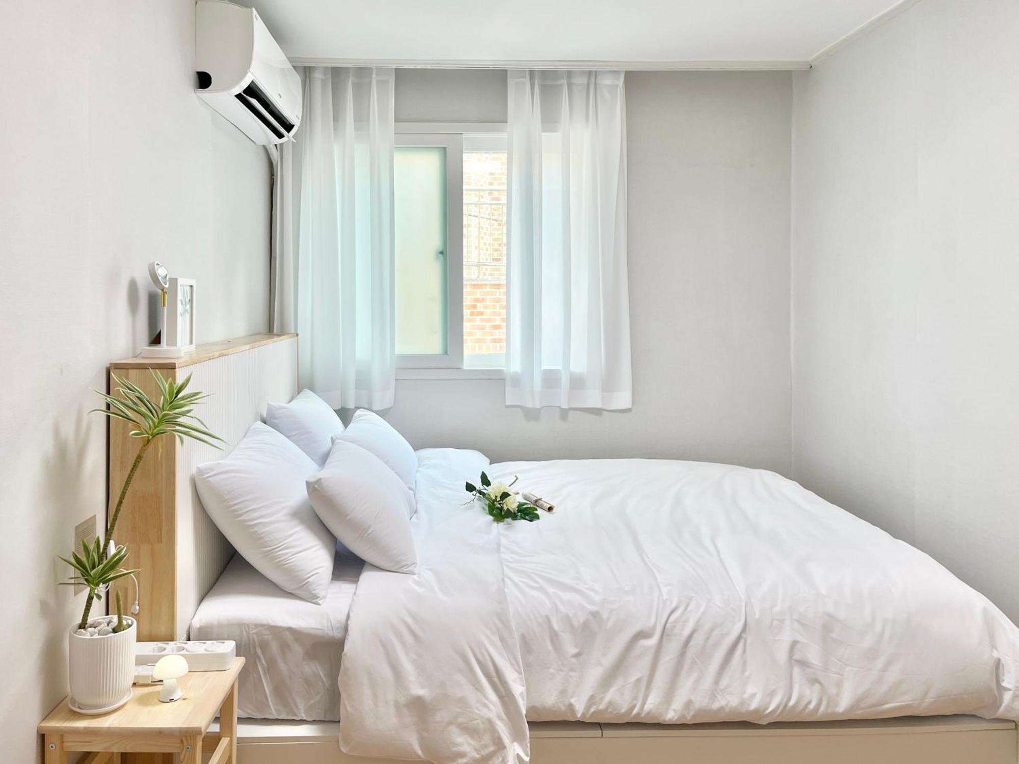 Moment Apartment