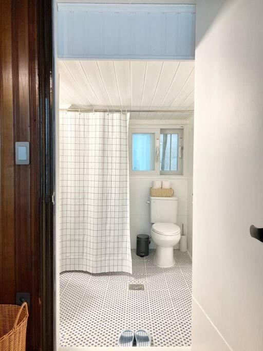 Isu Apartment *