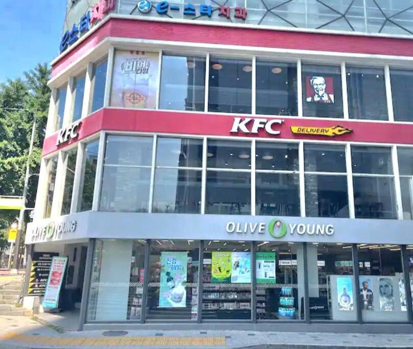 홍대입구, 신촌 중심부 씨티뷰하우스,fully Furnished Seoul