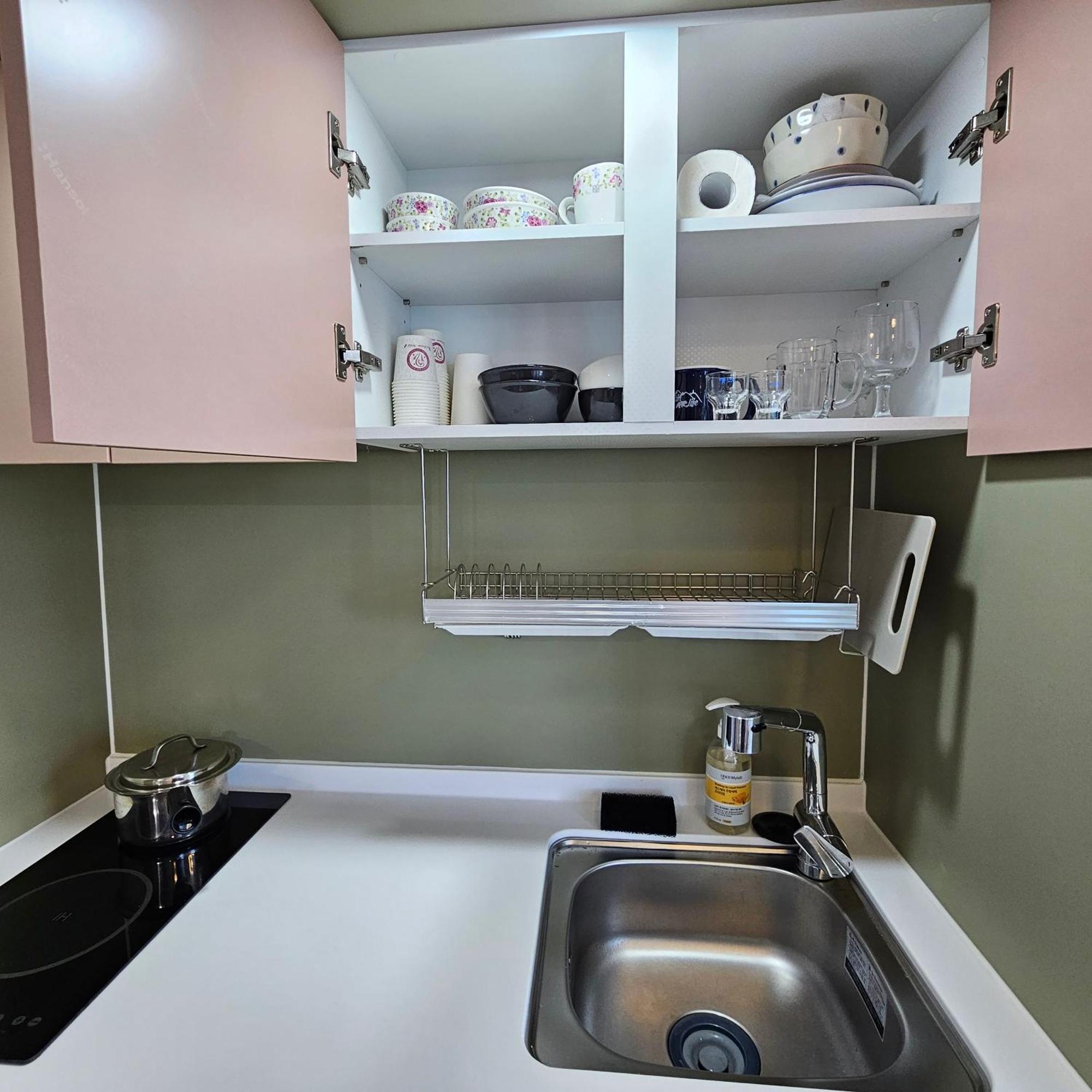 홍대입구, 신촌 중심부 씨티뷰하우스,fully Furnished Apartment Seoul