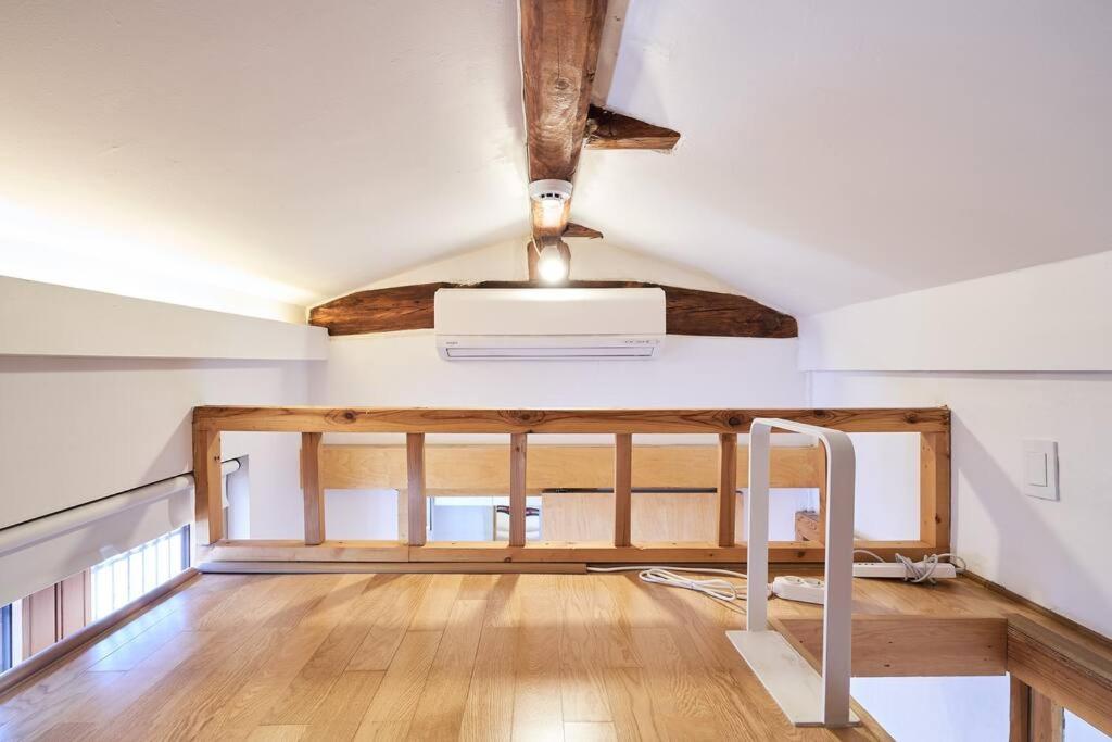 Jay Hanok ㅡ 3br 3bath ㅡ 8min From Anguk Stn