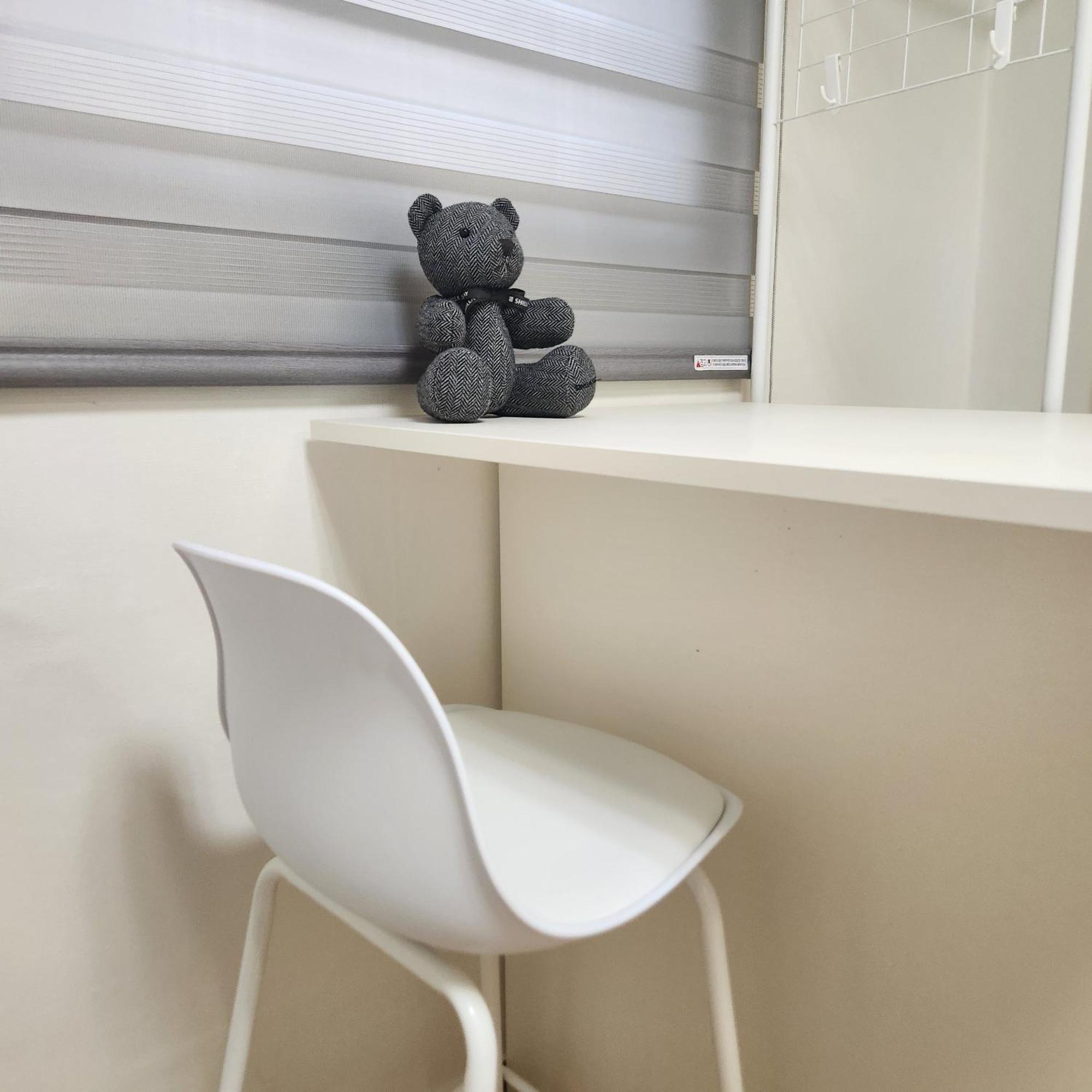 #han River Park #full Option #one #mangnidan Street #mangwon Apartment