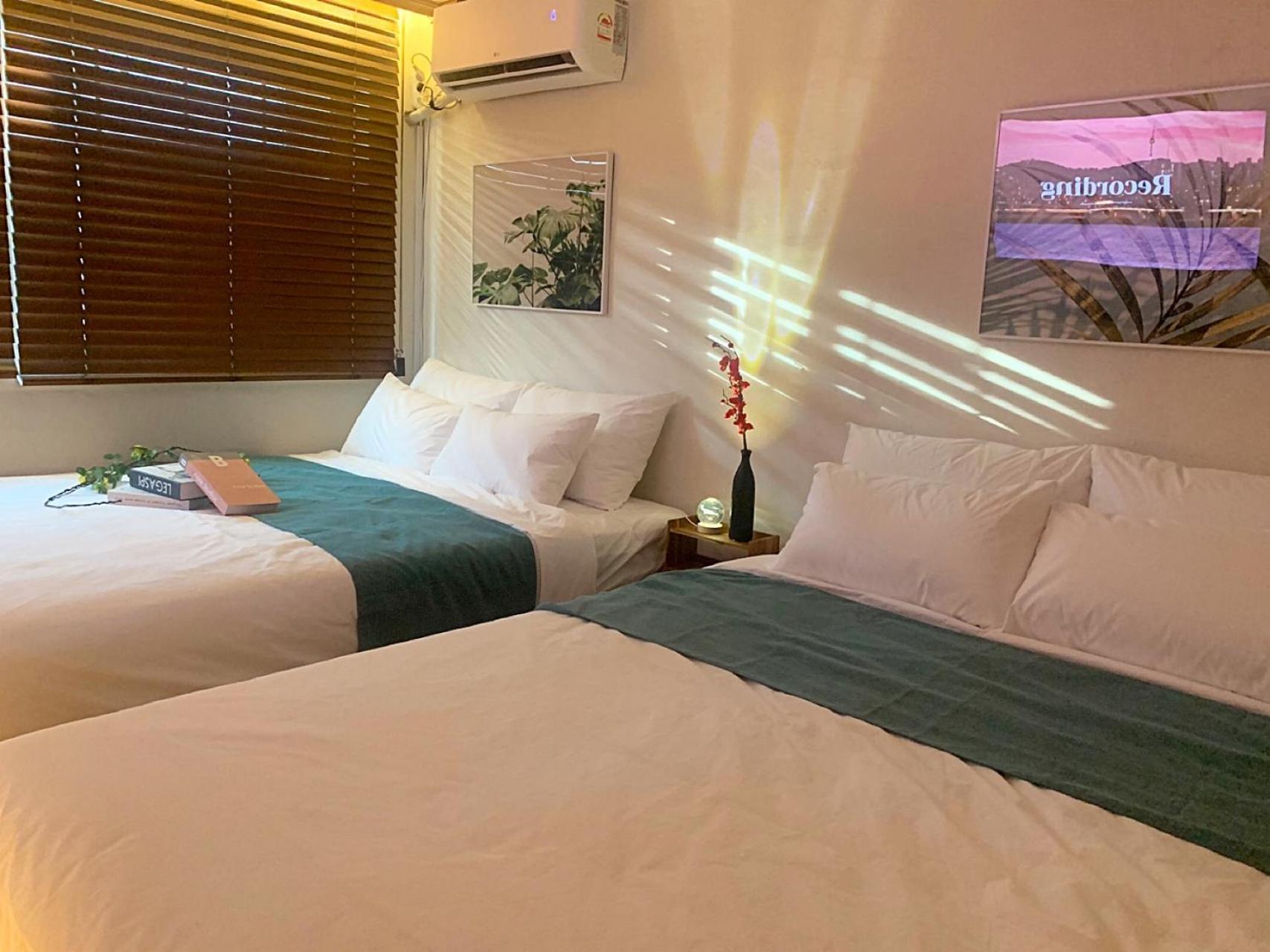 Apartment Riverest Hongdae *