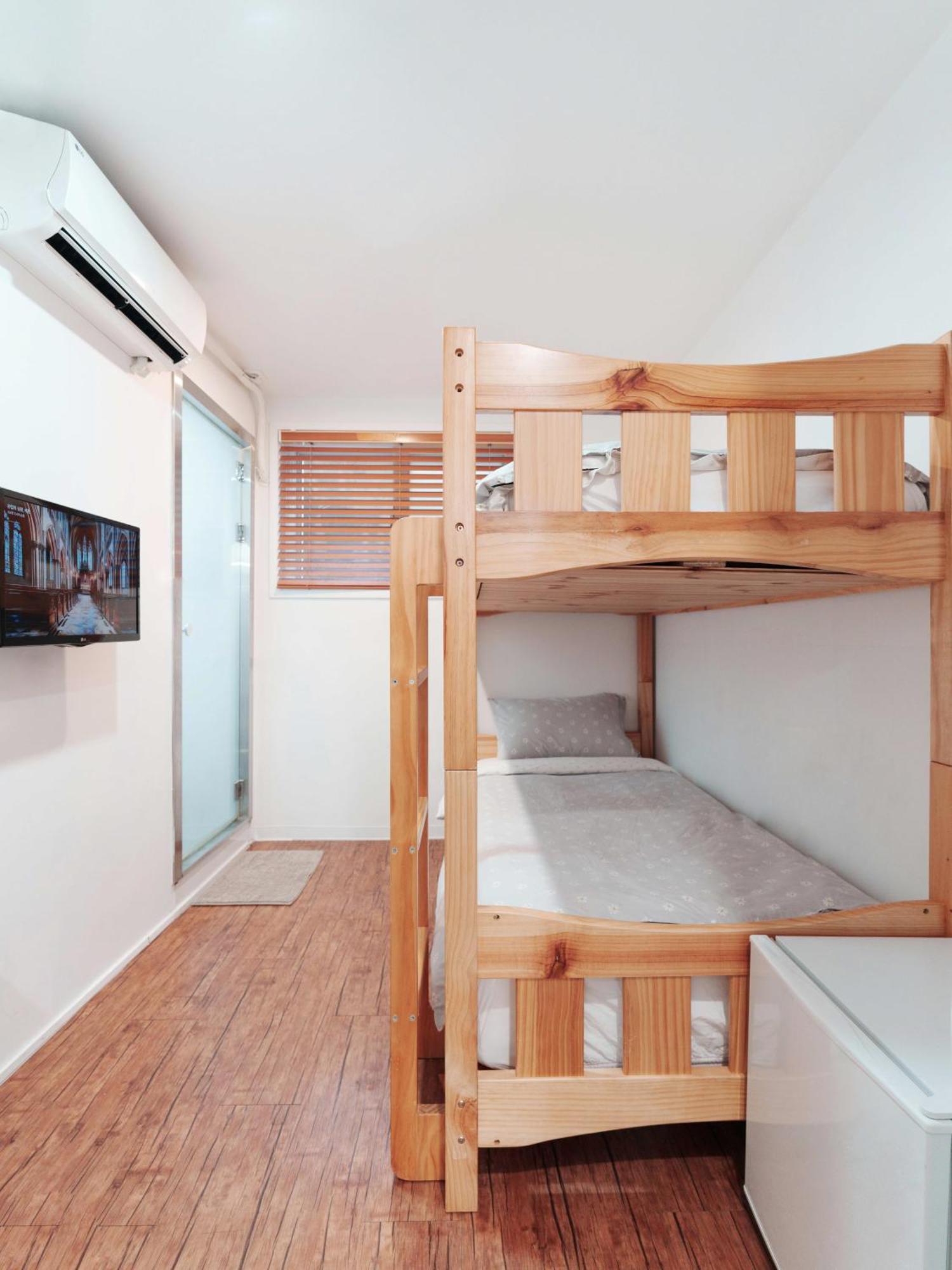 Okidoki House Rumah tetamu 2*